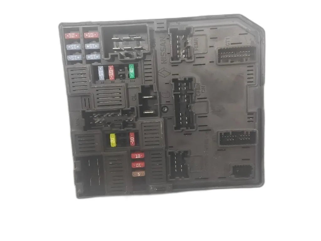CENTRALINA PORTA FUSIBILI con codice 284B74BA0A da NISSAN Qashqai Serie K9K636 diesel 1461 (14>)