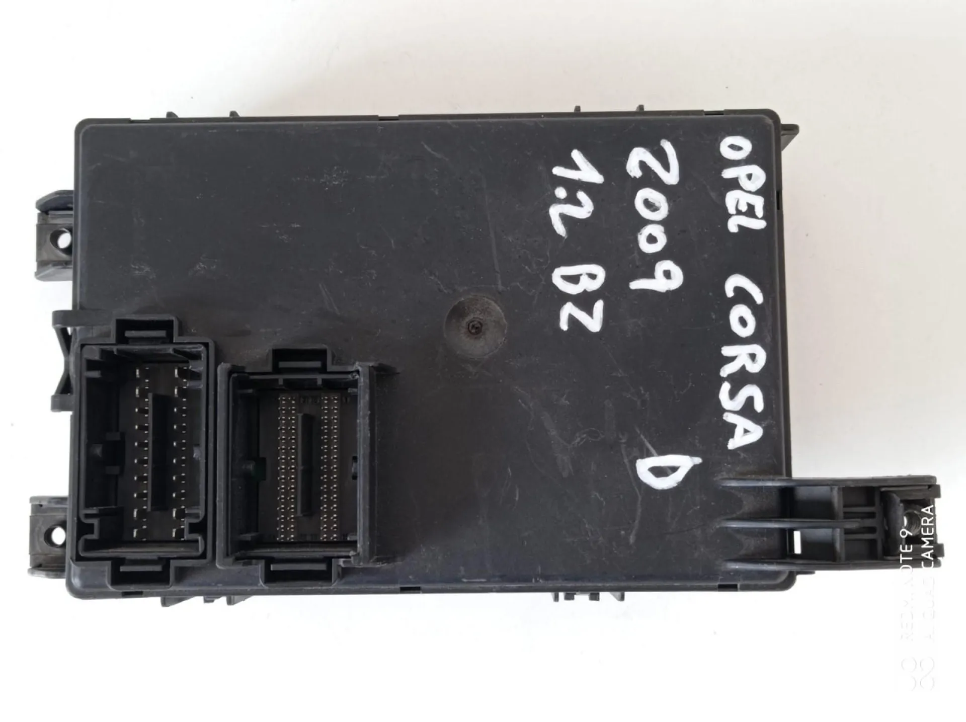 CENTRALINA PORTA FUSIBILI con codice 13286030 da OPEL Corsa D 3P 1° Serie Benzina 1200 (06>)
