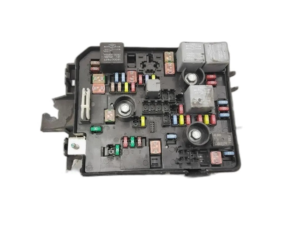 CENTRALINA PORTA FUSIBILI con codice 13430532AA da OPEL Corsa E 3° Serie B12XER benzina 1229 (15>)