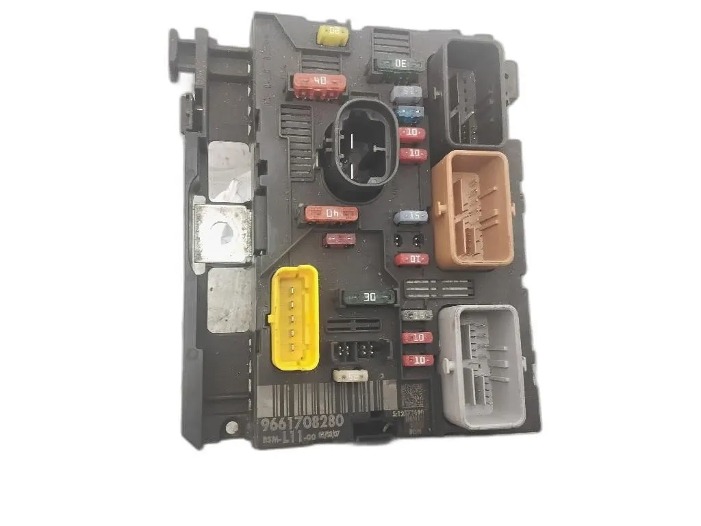 CENTRALINA PORTA FUSIBILI con codice 9661708280 da PEUGEOT 307 Berlina 2° Serie 9HX diesel 1560 (05>)
