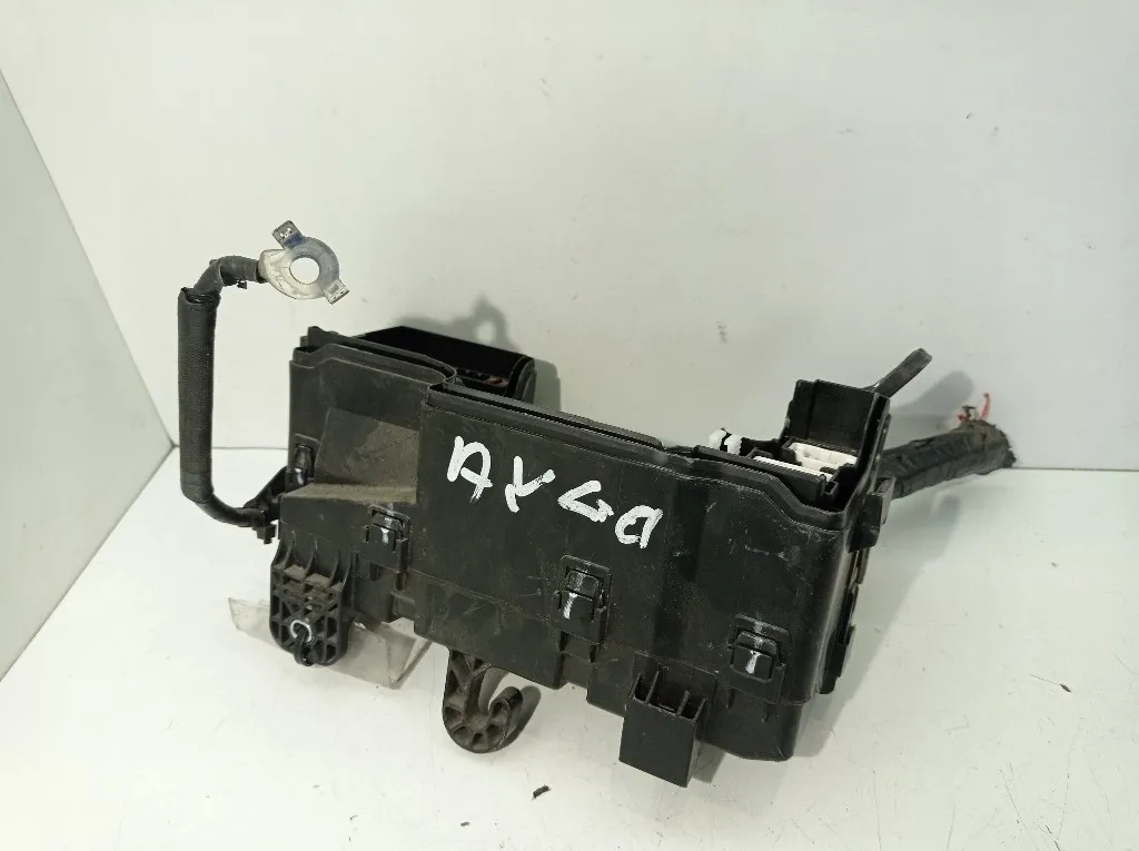 CENTRALINA PORTA FUSIBILI TOYOTA Aygo 3° Serie 1KRFE benzina 998 (15>)