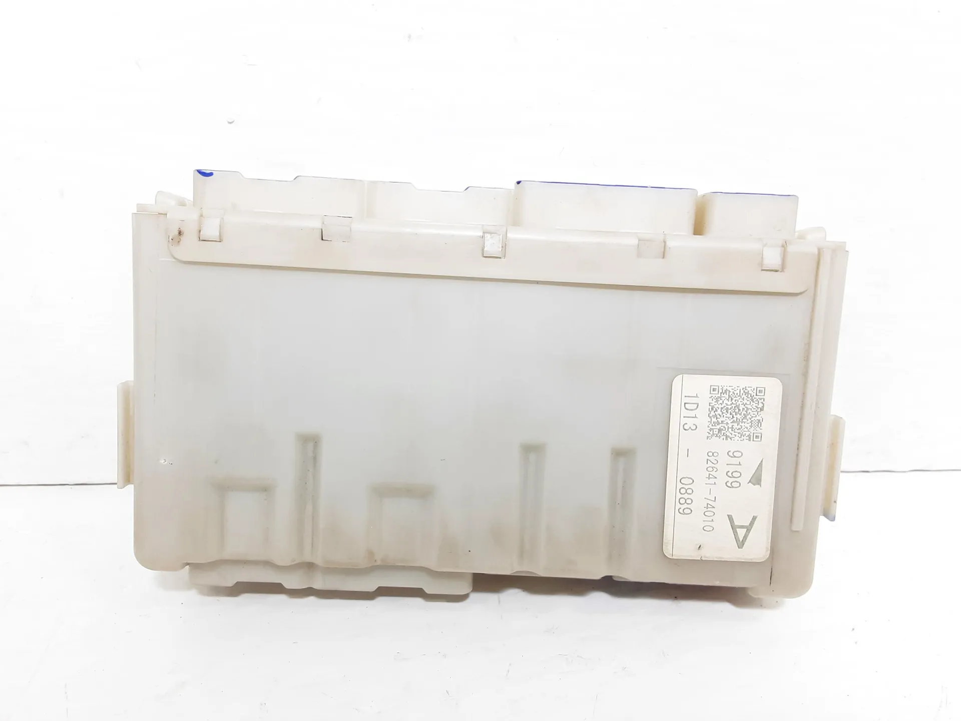 CENTRALINA PORTA FUSIBILI con codice 8264174010 da TOYOTA IQ 1° Serie 1KR-FE Benzina 998 (09>)