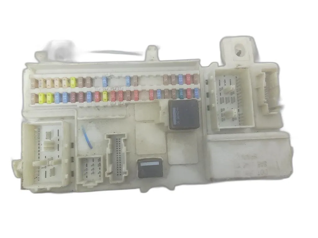 CENTRALINA PORTA FUSIBILI con codice 5P0920823C da VOLVO V50 1° Serie D4164T diesel 1560 (03>07)