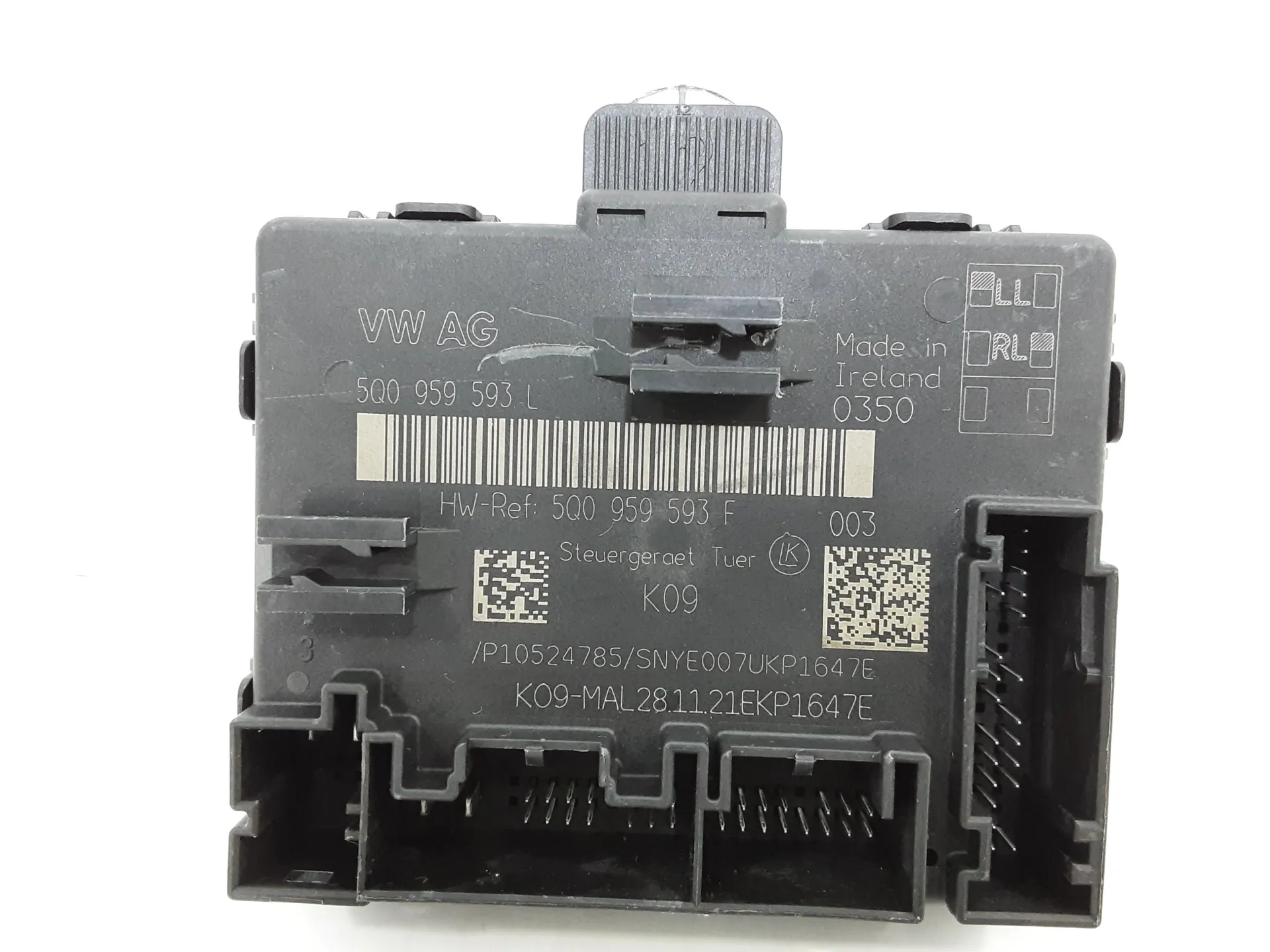 CENTRALINA PORTA SX GUIDA con codice 5Q0959593F da VOLKSWAGEN Golf Serie VIII Variant (CG5) (20>)