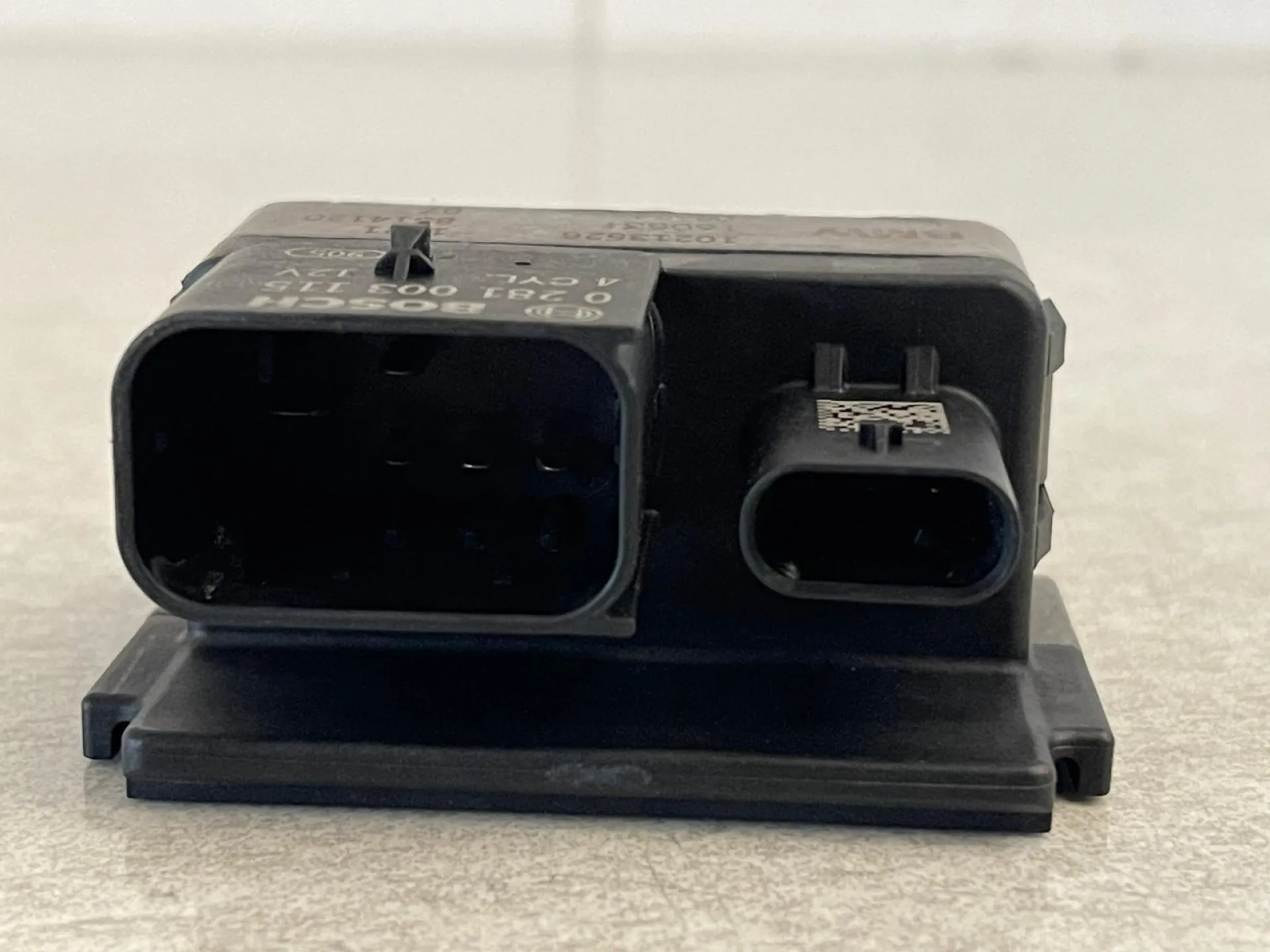 CENTRALINA PRERISCALDAMENTO CANDELETTE con codice 0281003115 da BMW Serie 5 Berlina (G30) Diesel 2000 (16>)