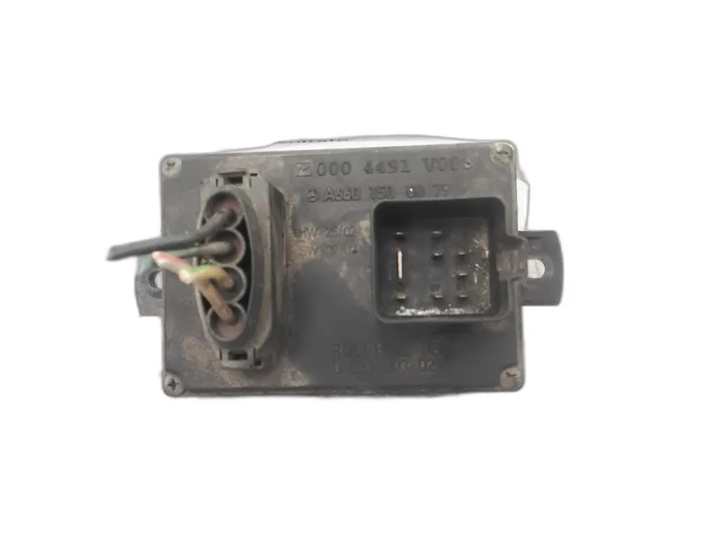 CENTRALINA PRERISCALDAMENTO CANDELETTE con codice 0281003021 0004491V008 da SMART ForTwo Cabrio (W450) 61 diesel 799 (03>07)