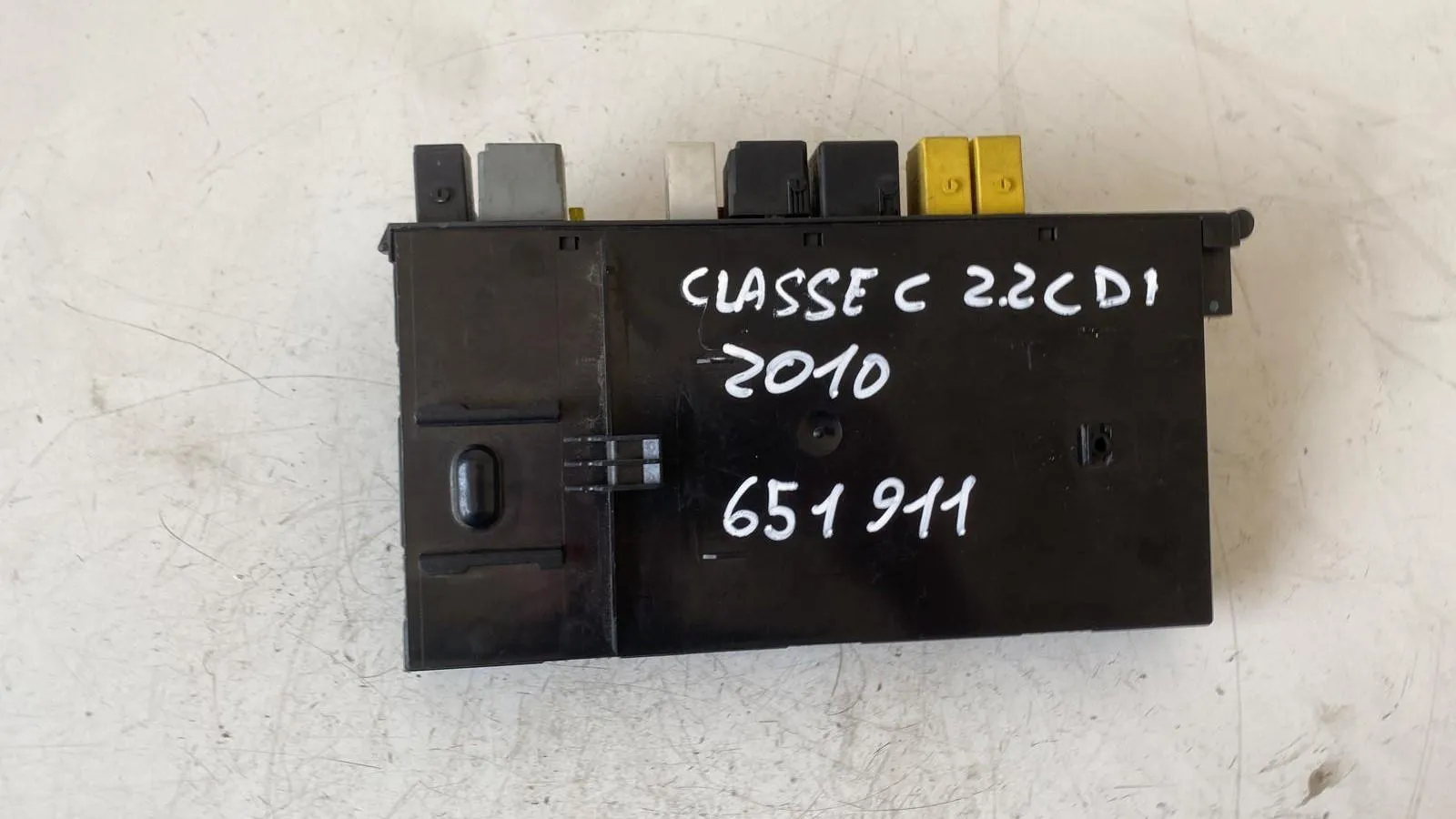 CENTRALINA SAM con codice 2095452101 da MERCEDES Classe C Berlina W204 con codice motore 651911/651911 Diesel 2200 (07>)