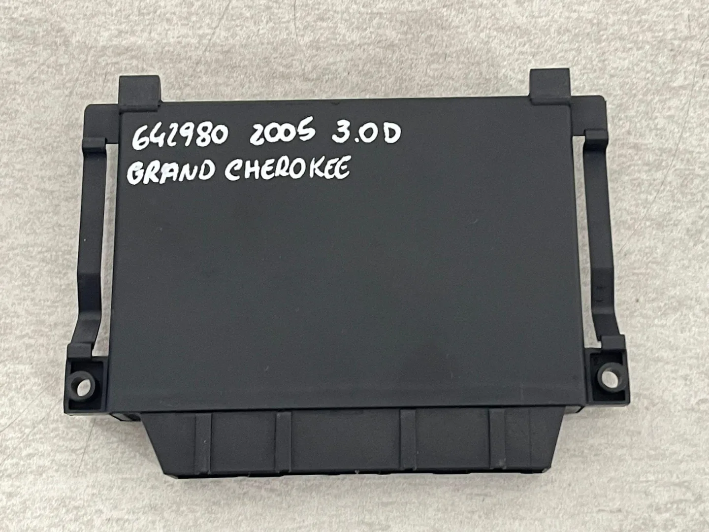 CENTRALINA SENSORI DI PARCHEGGIO con codice 0263004090 da JEEP Grand Cherokee 3° Serie (05>10)