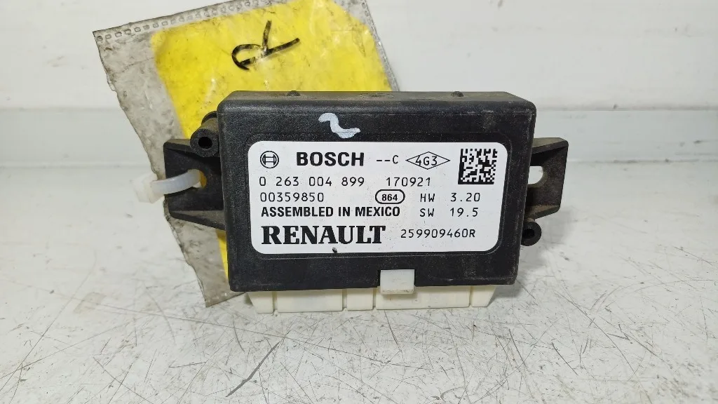 CENTRALINA SENSORI DI PARCHEGGIO RENAULT Kadjar Serie 0263004899/259909460R K9K646 (15>)