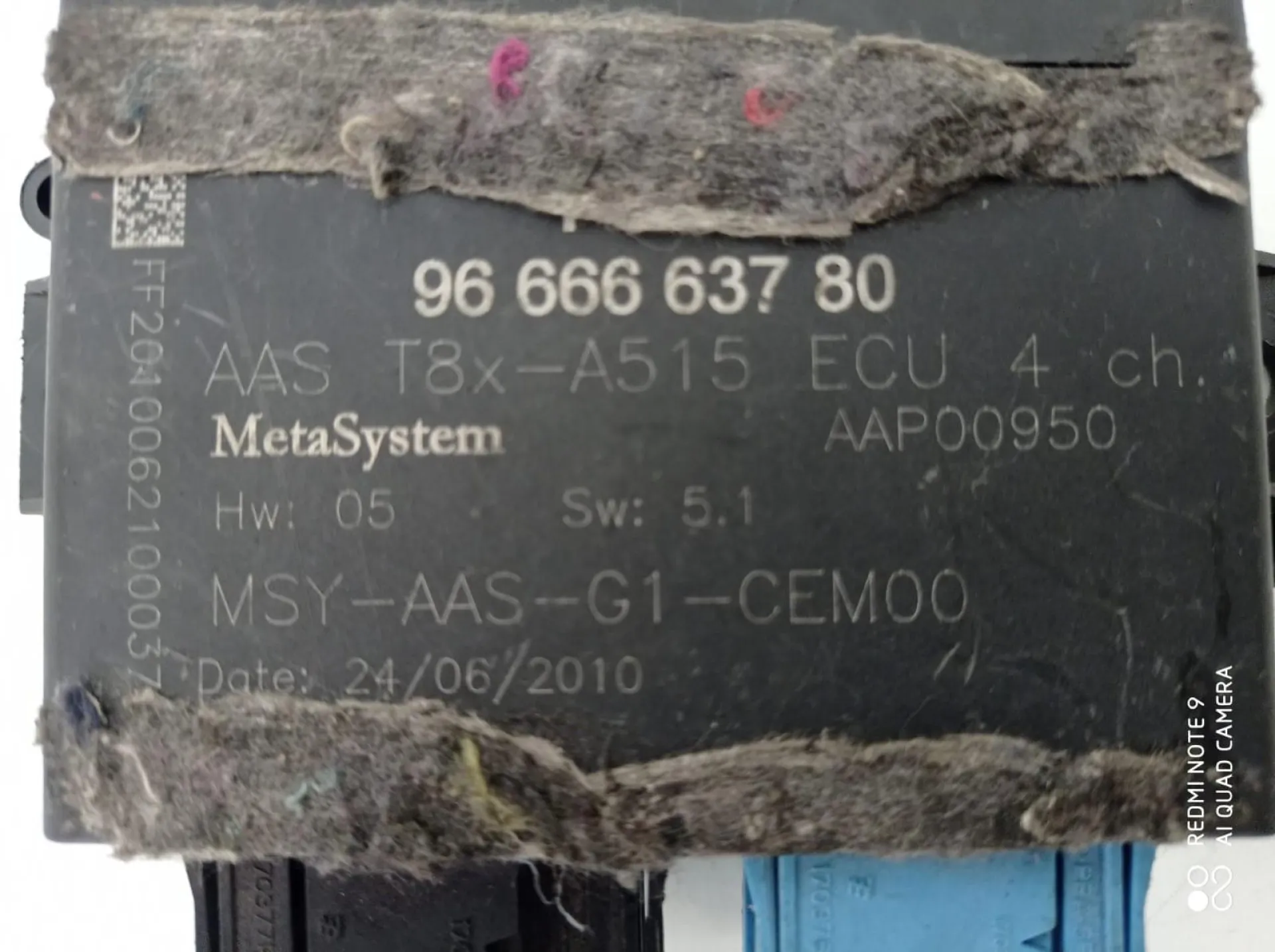 CENTRALINA SENSORI DI PARCHEGGIO con codice 9666663780 da PEUGEOT 5008 1° Serie (09>)