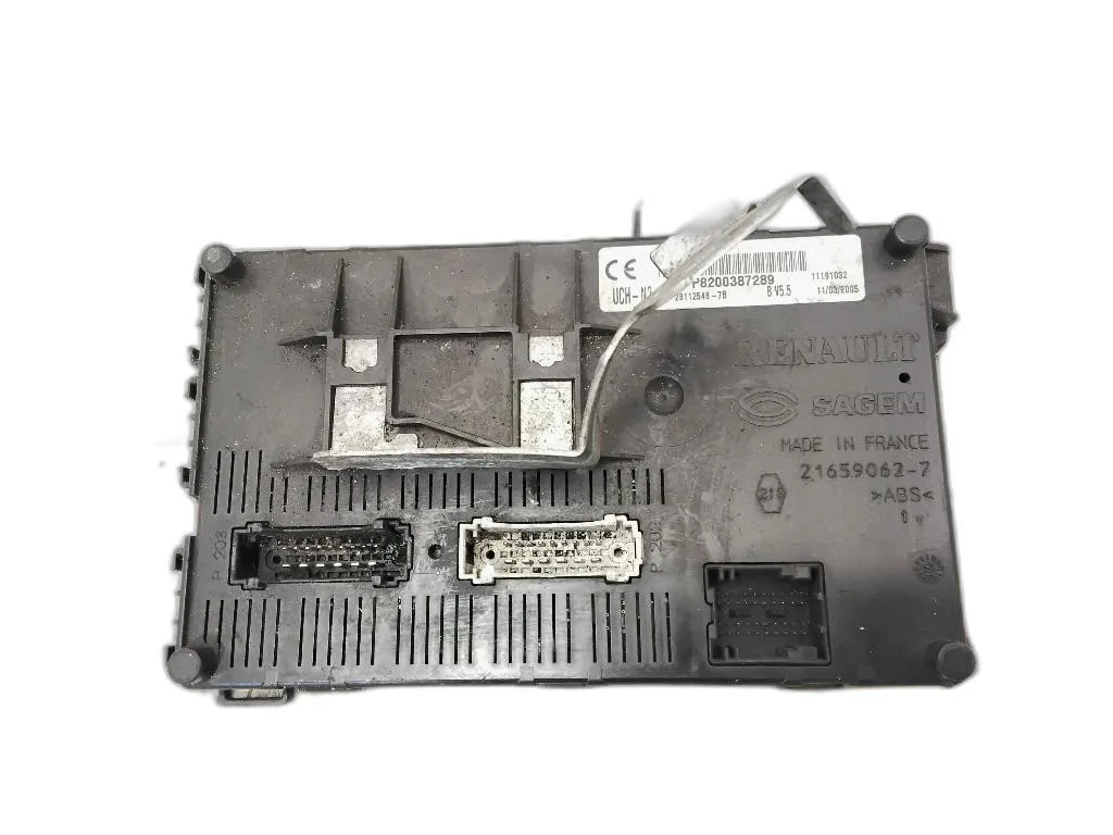 CENTRALINA UCH con codice P8200387289 da RENAULT Clio Serie 1.5 DCI Diesel 1500 (01>05)