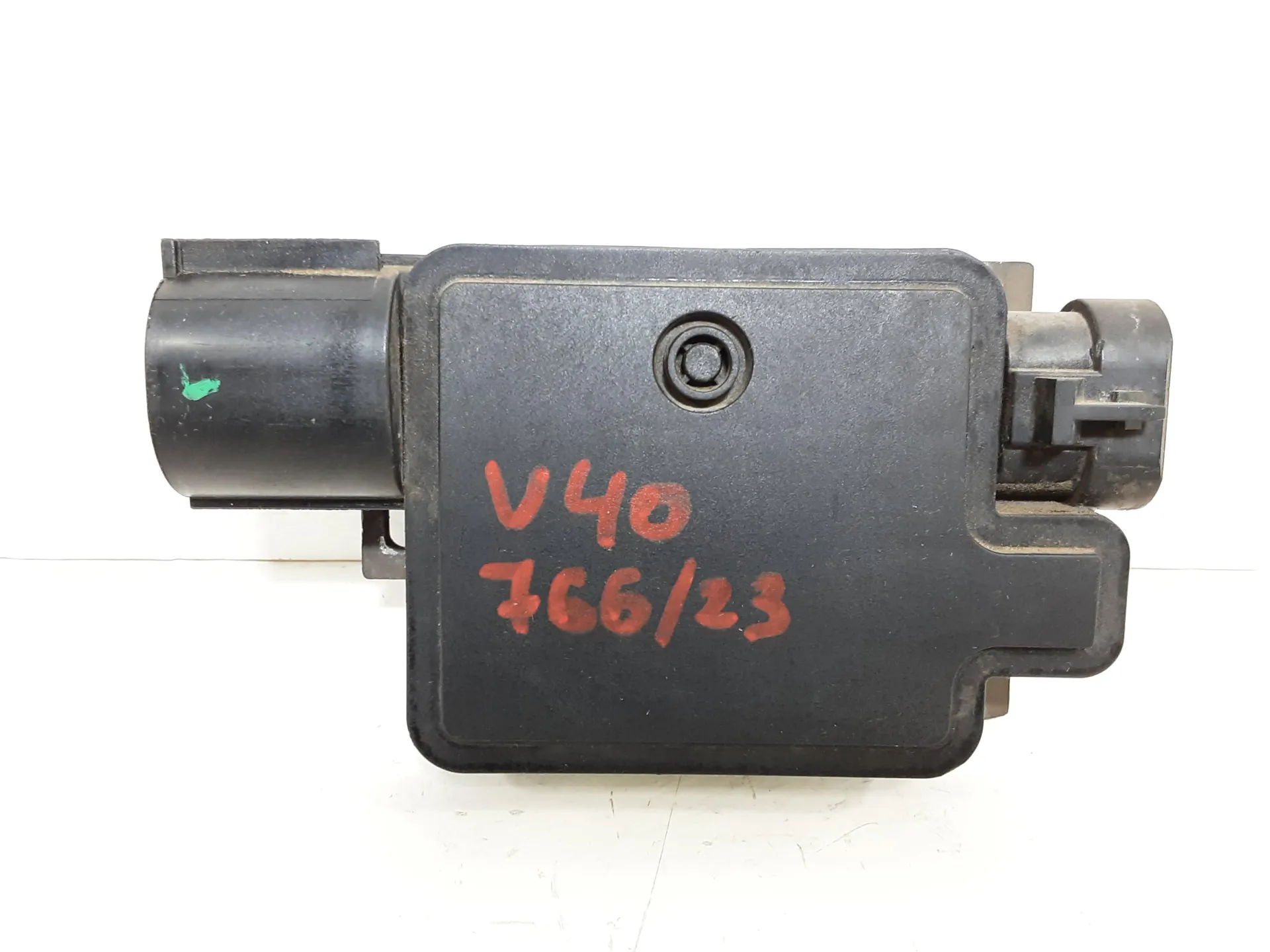 CENTRALINA VENTOLA RADIATORE con codice 560000283913 da VOLVO V40 Cross Country D 4162 T Diesel 1600 (12>)