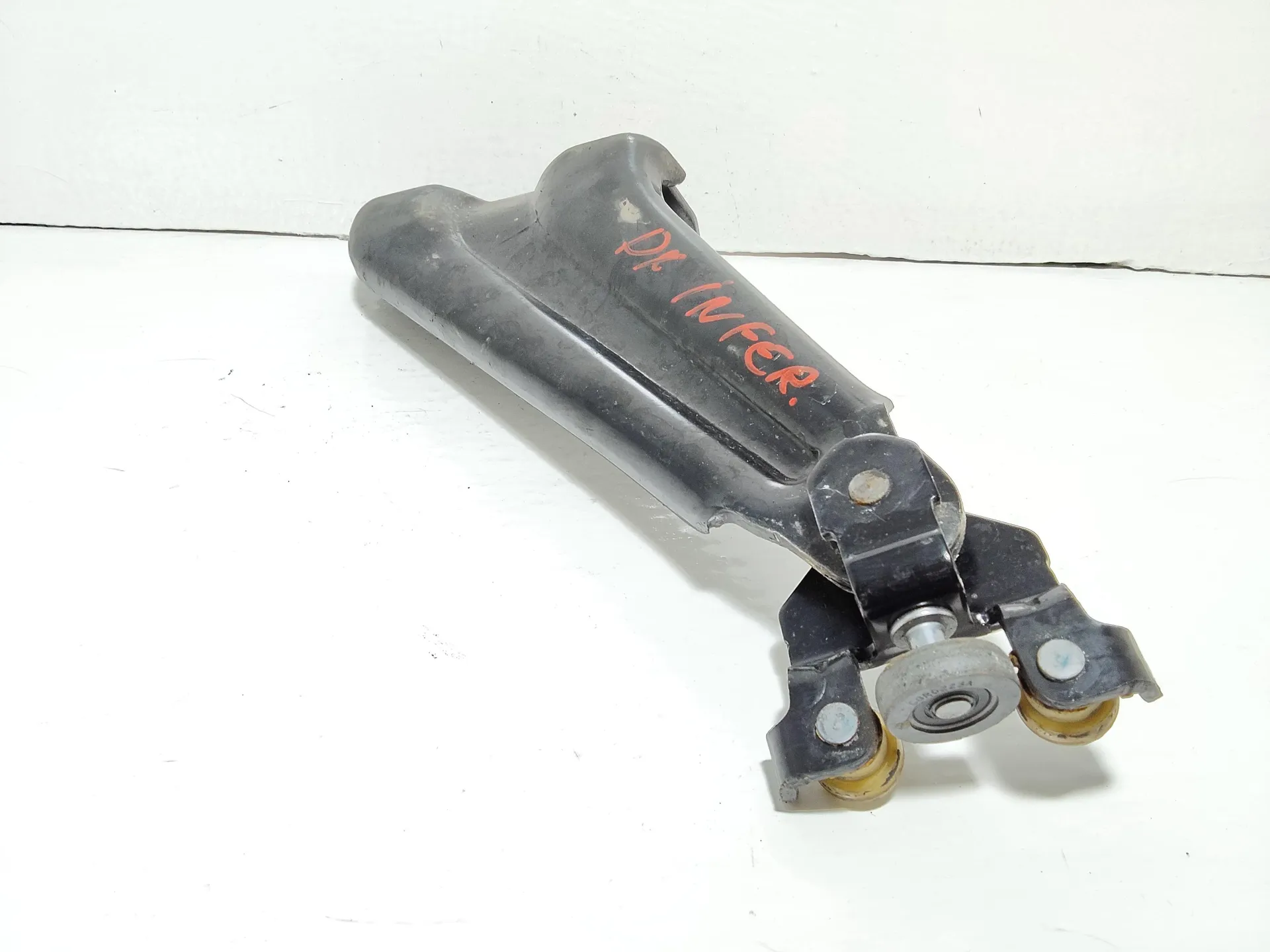 CERNIERA PORTA SCORREVOLE SX con codice 981696488004 da TOYOTA Proace City Serie (19>)