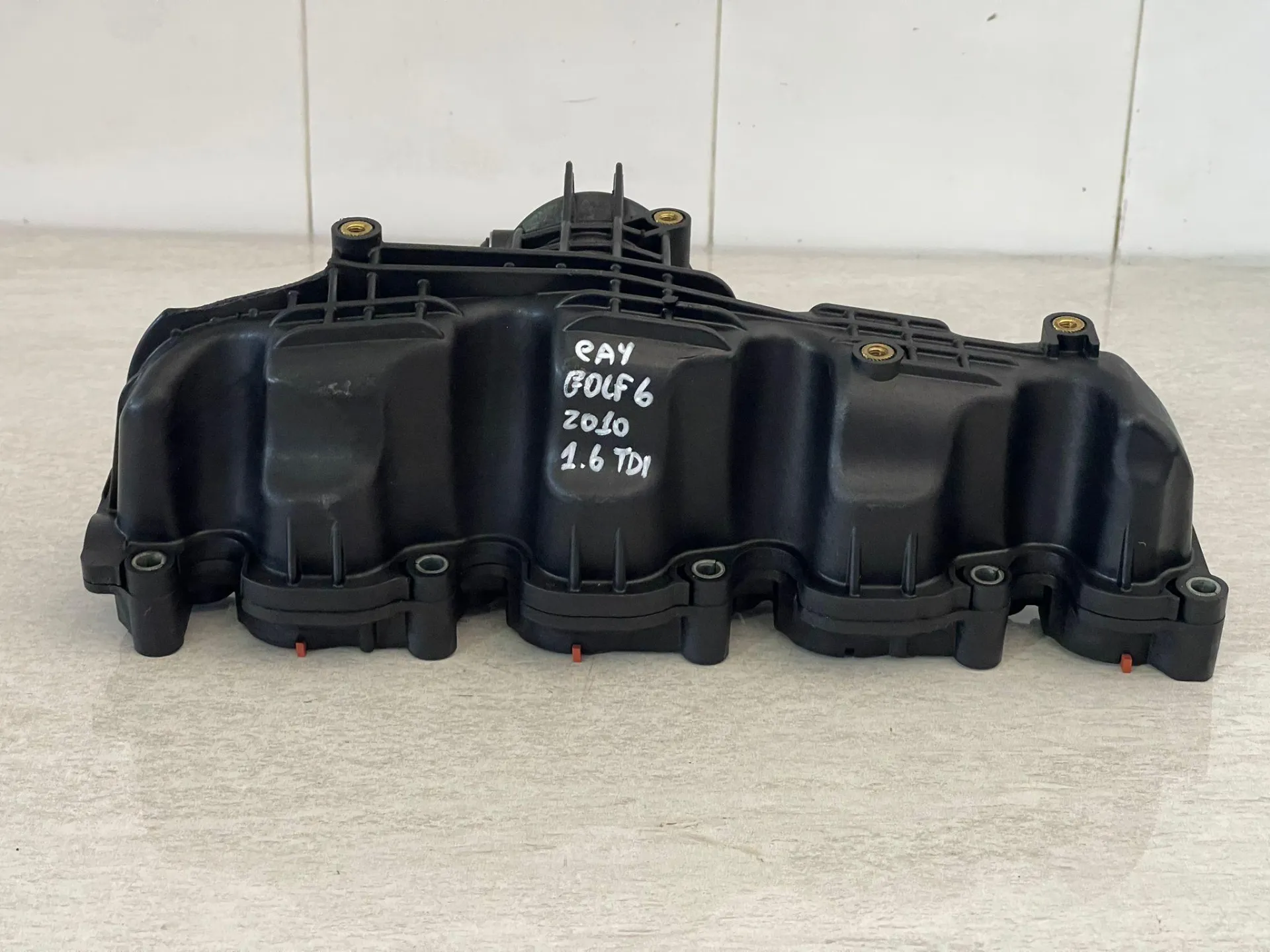 COLLETTORE ASPIRAZIONE con codice 03L129711 da VOLKSWAGEN Golf 6 Berlina Diesel 1600 (08>12)