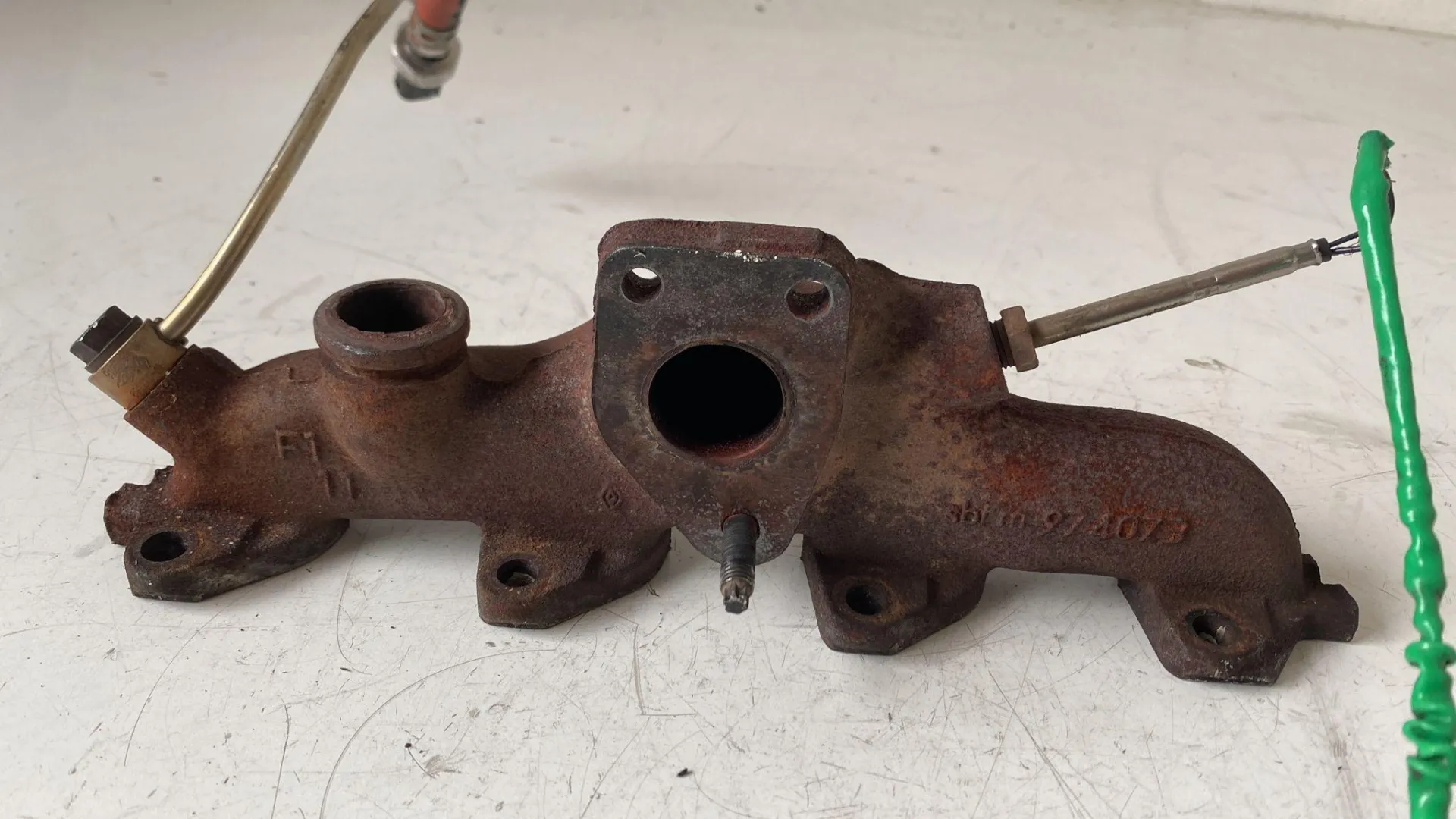 COLLETTORE DI SCARICO con codice 974073 da NISSAN Qashqai 2° Serie con codice motore K9K J8/K9K J8 Diesel 1500 (10>13)