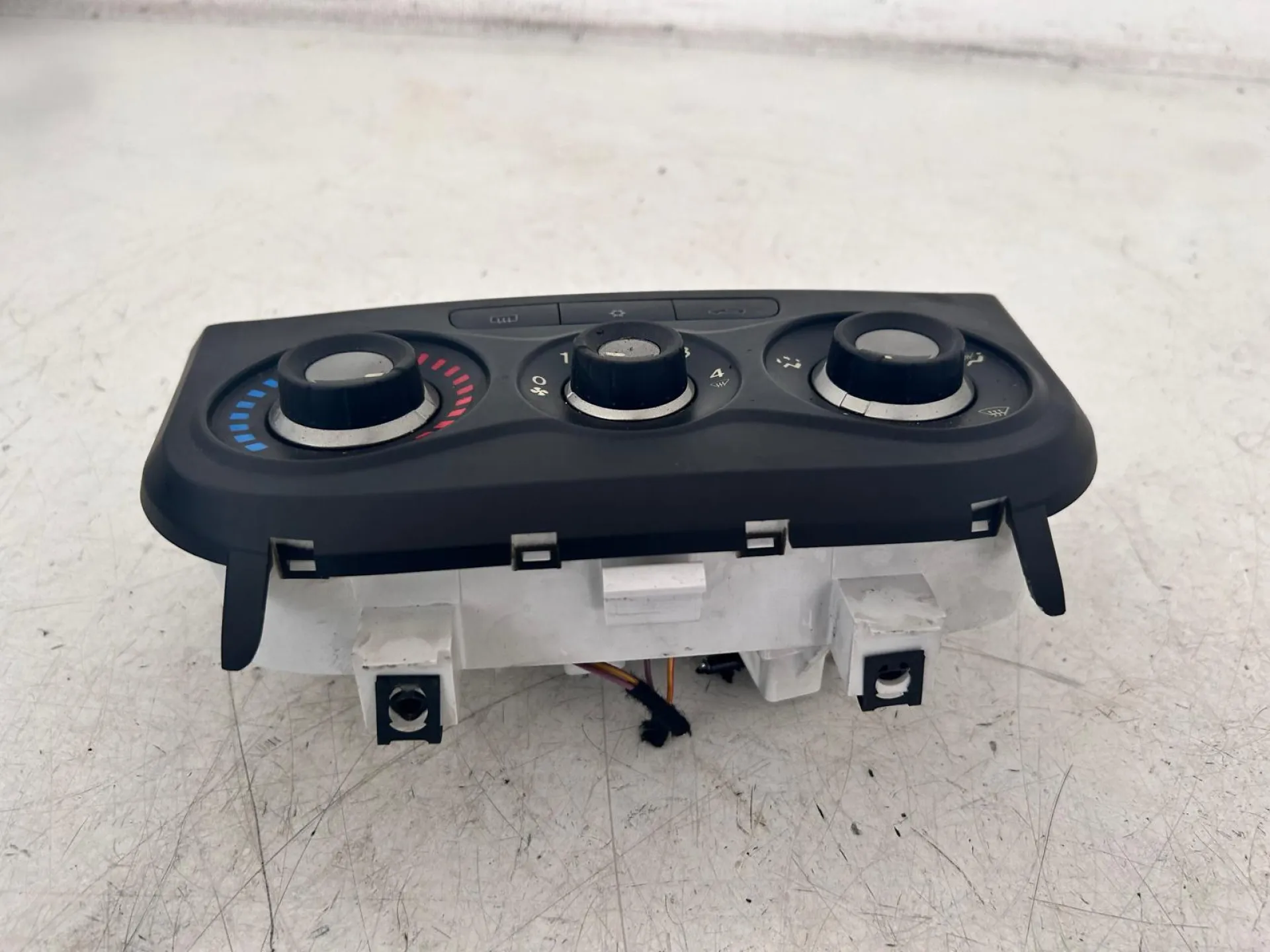 COMANDI CLIMA con codice 5M3800070 da ALFA ROMEO Mito Serie (955_) (08>)