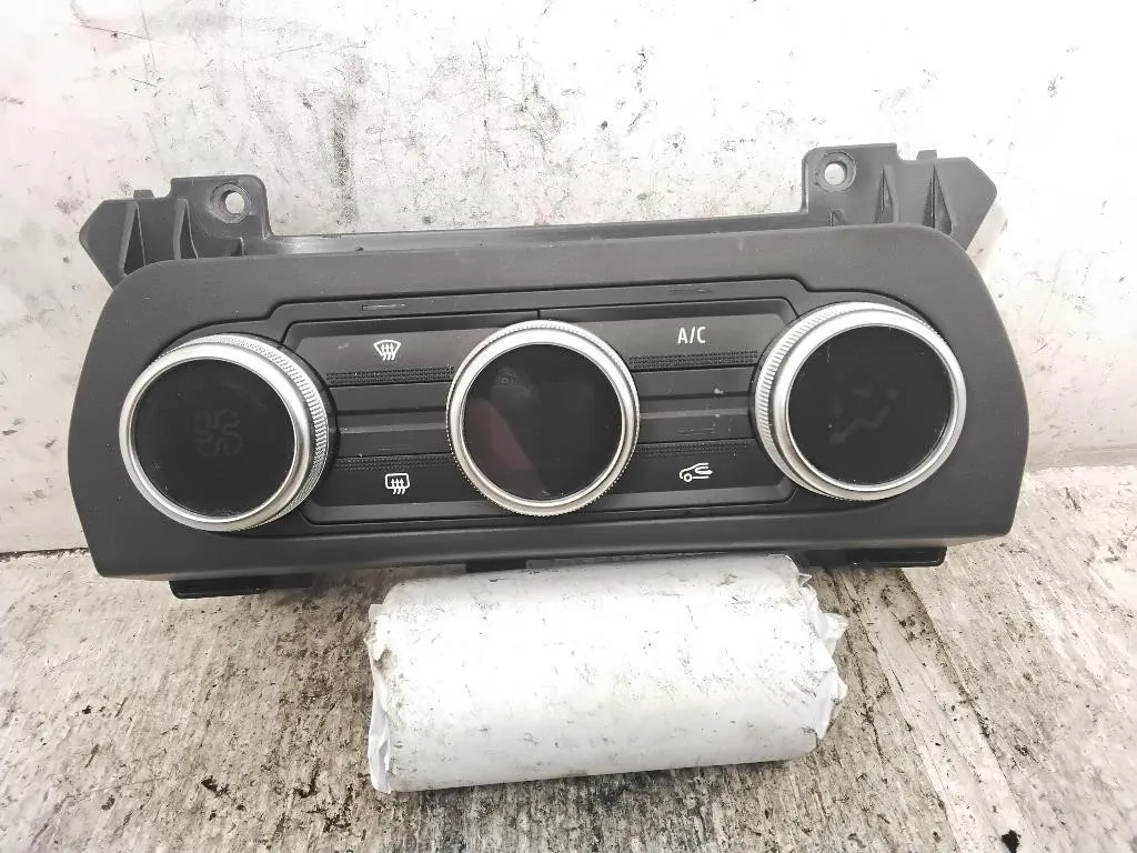 COMANDI CLIMA con codice 275100298R da DACIA Sandero Serie (21>)