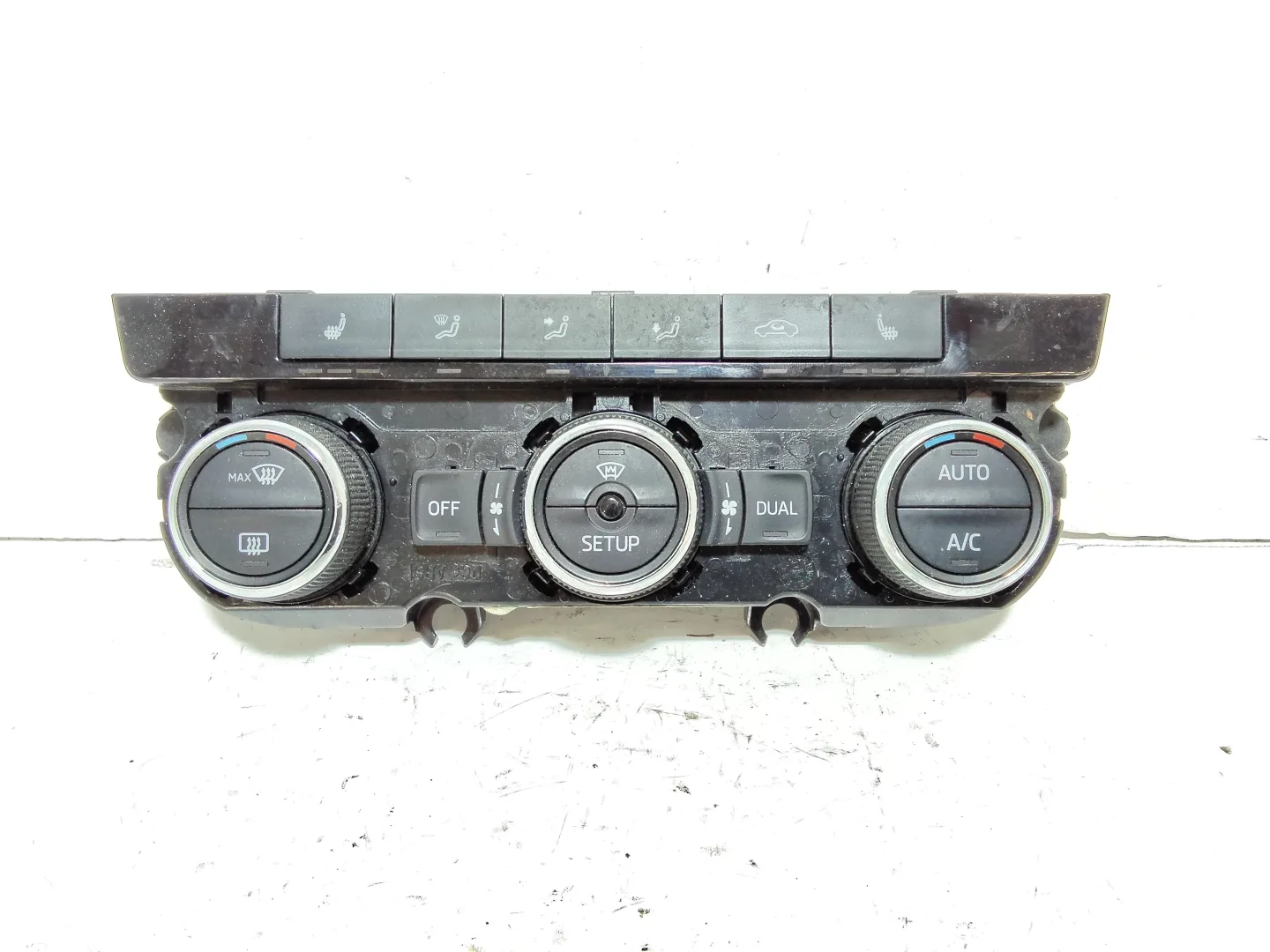 COMANDI CLIMA con codice 5E0907044N da SKODA Octavia S.Wagon 5° Serie (5E5) (16>20)