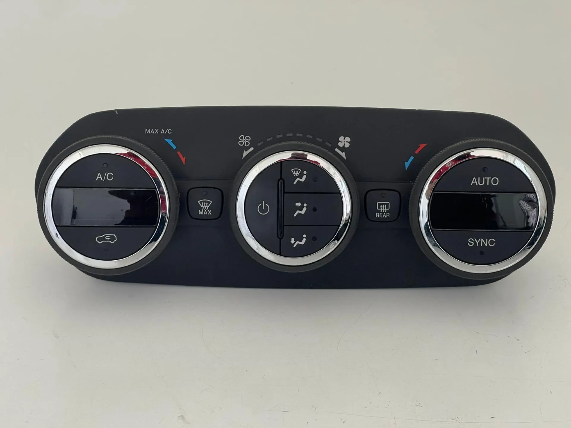 COMANDI CLIMA con codice 07356281070 da JEEP Renegade Serie (14>)