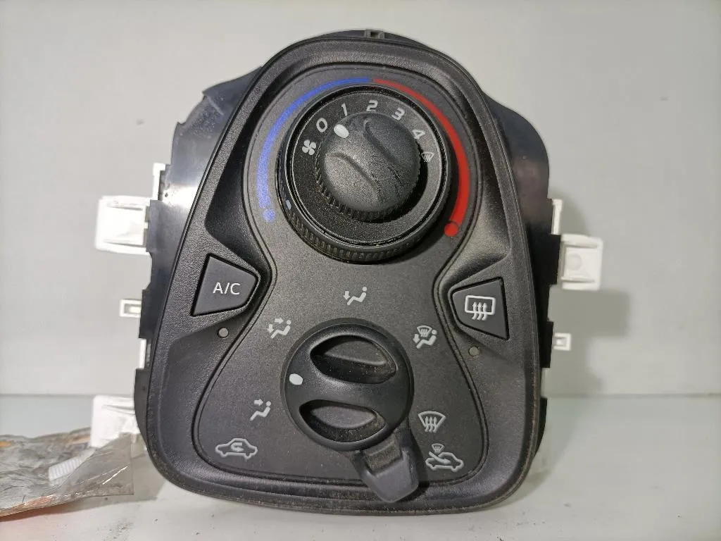 COMANDI CLIMA TOYOTA Aygo 2° Serie 55900-YV030 1KRFE (08>14)