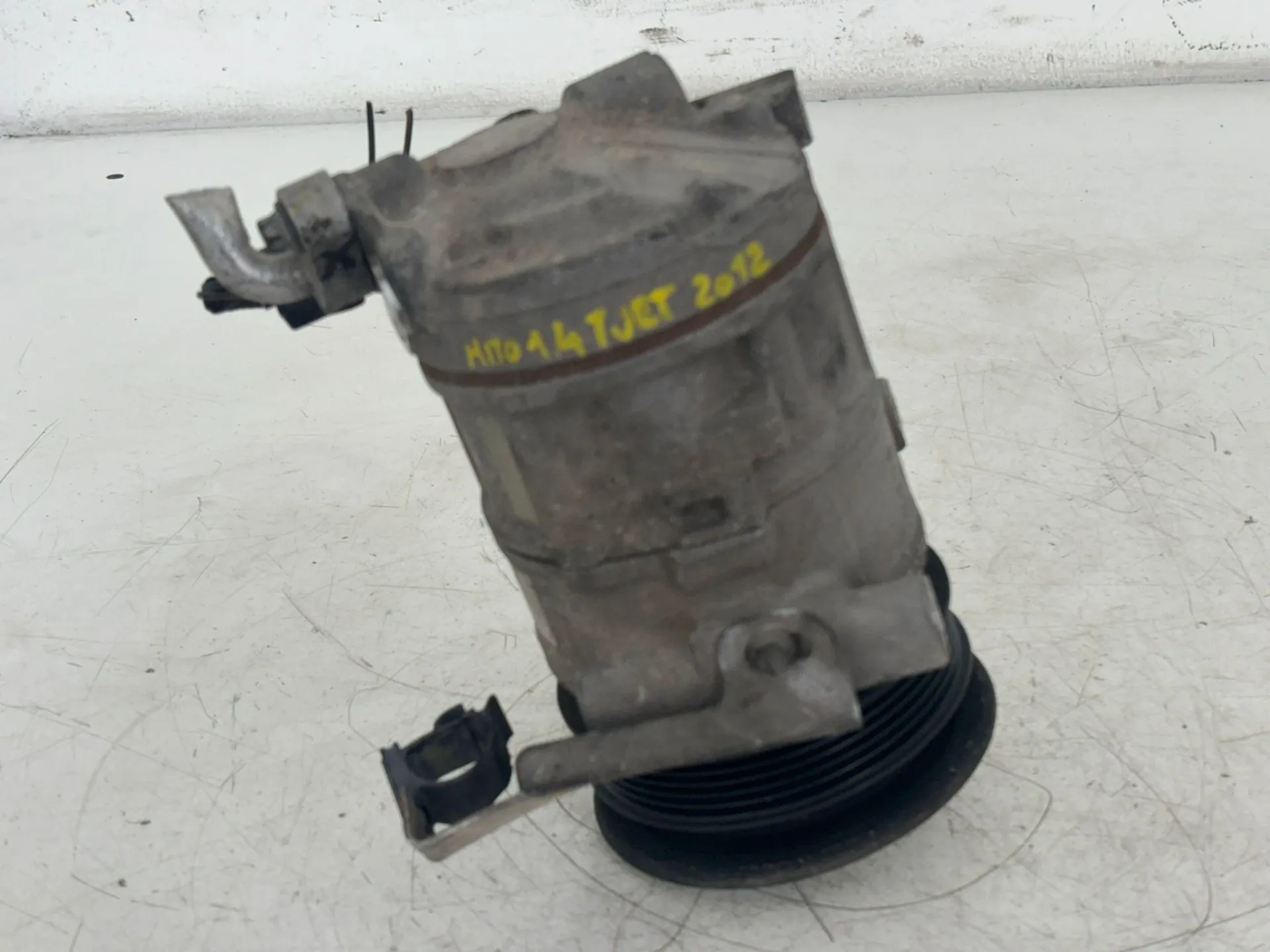 COMPRESSORE A/C con codice 51794515 da ALFA ROMEO Mito Serie (955_) Benzina 1400 (08>)