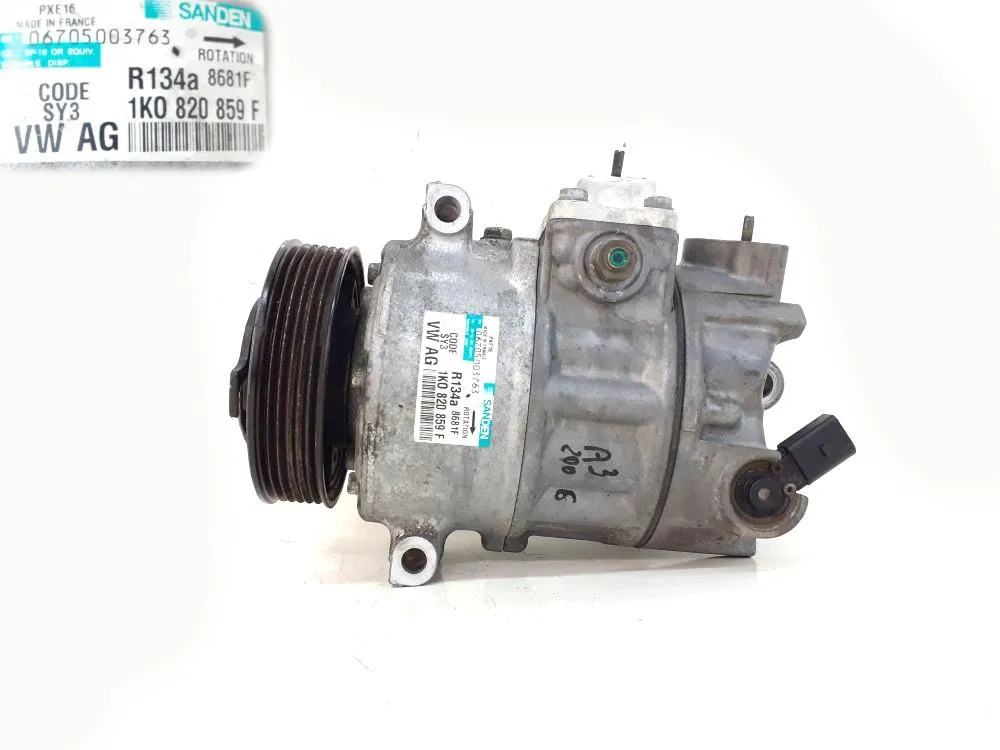 COMPRESSORE A/C con codice 1K0820859F da AUDI A3 Serie (8P1) (05>08) 2000 Diesel 103 con codice motore BMN (2006)