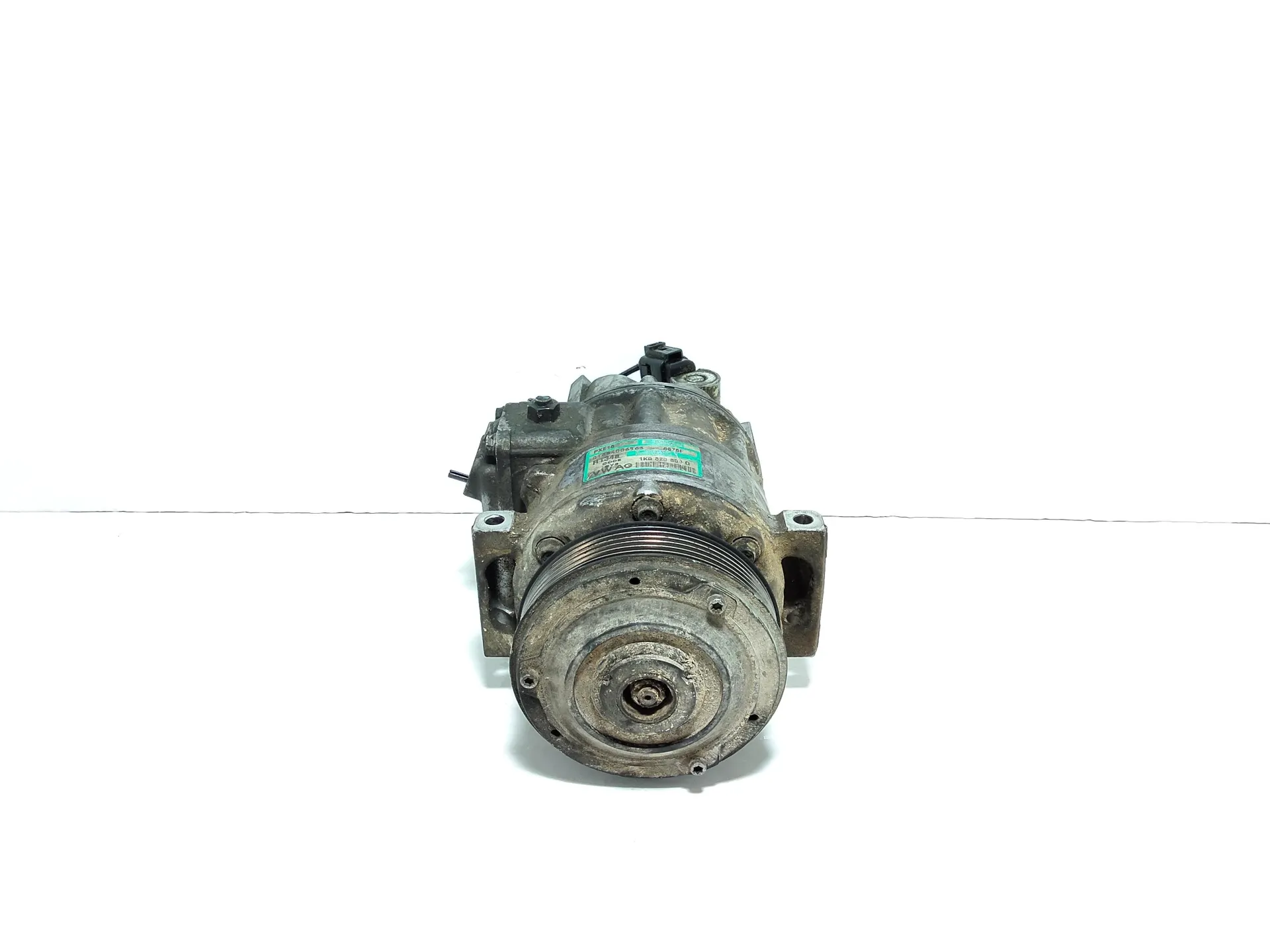 COMPRESSORE A/C con codice 01684006563 da AUDI A3 Serie (8P1) Diesel 2000 (05>08)