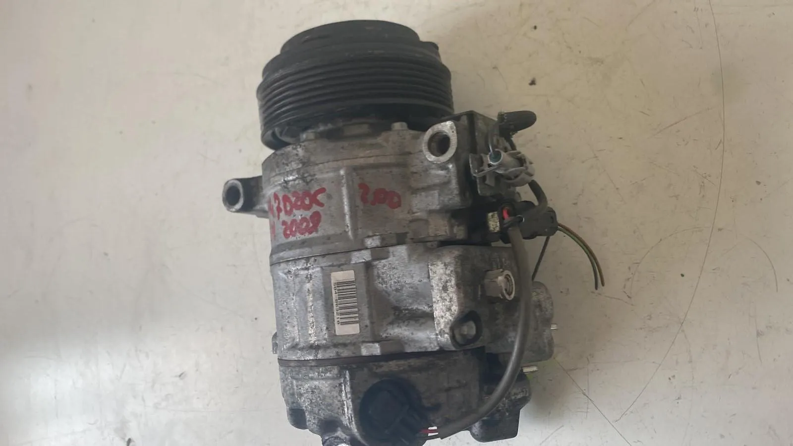 COMPRESSORE A/C con codice 447260-1852 da BMW Serie 1 Serie (E87) con codice motore N47D20C/N47D20C Diesel 2000 (07>)
