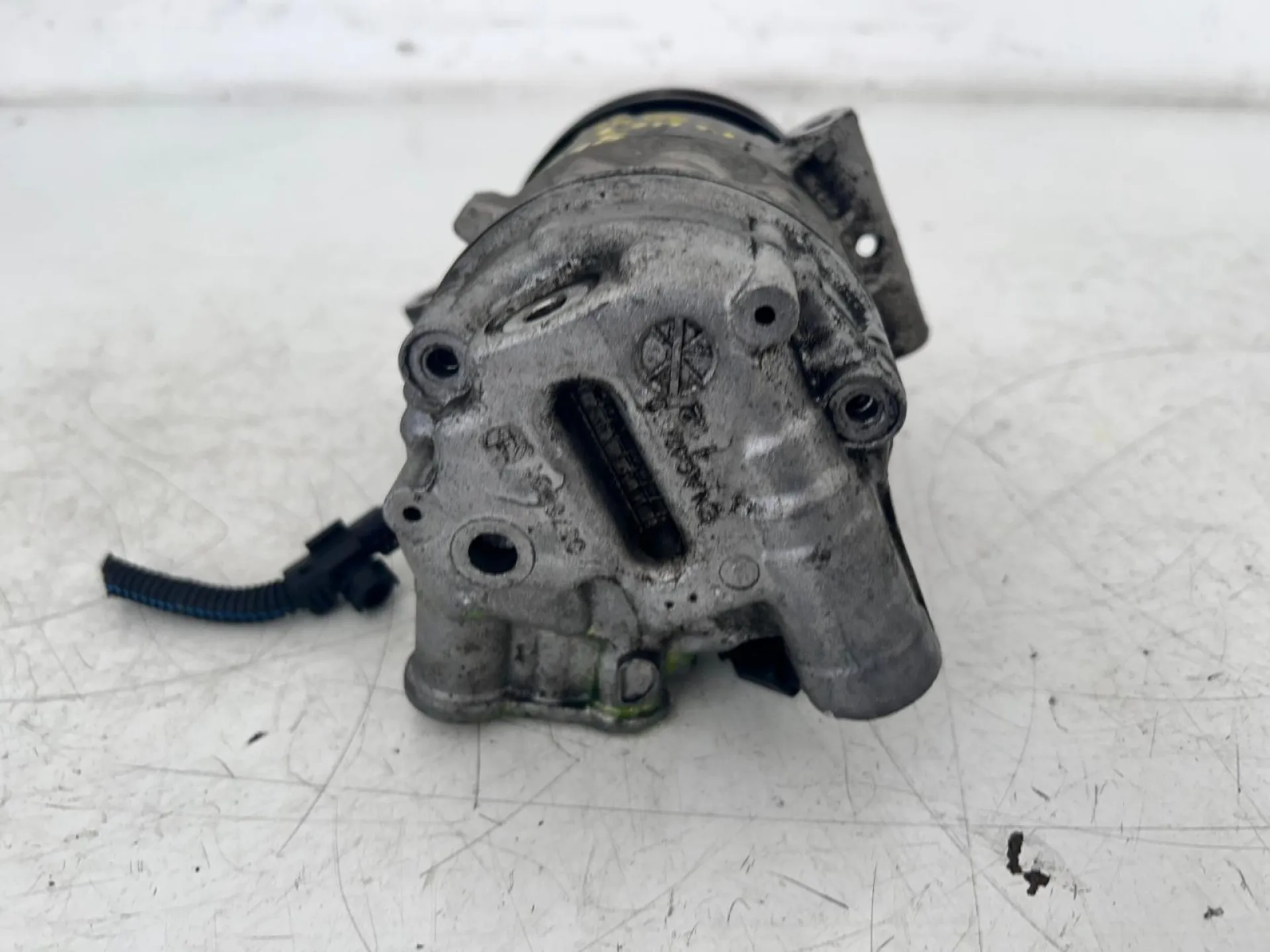 COMPRESSORE A/C con codice 05089010028.C da FIAT 500 X Serie Diesel 1300 (15>)