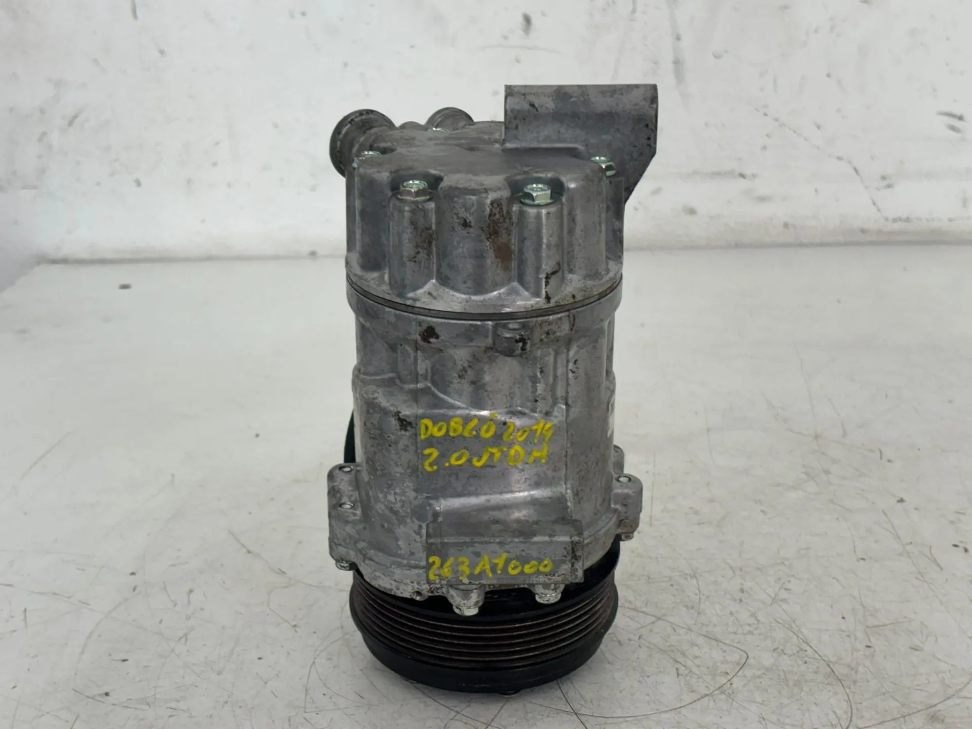 COMPRESSORE A/C con codice 0055183 7184 da FIAT Doblo Serie Diesel 2000 (09>)