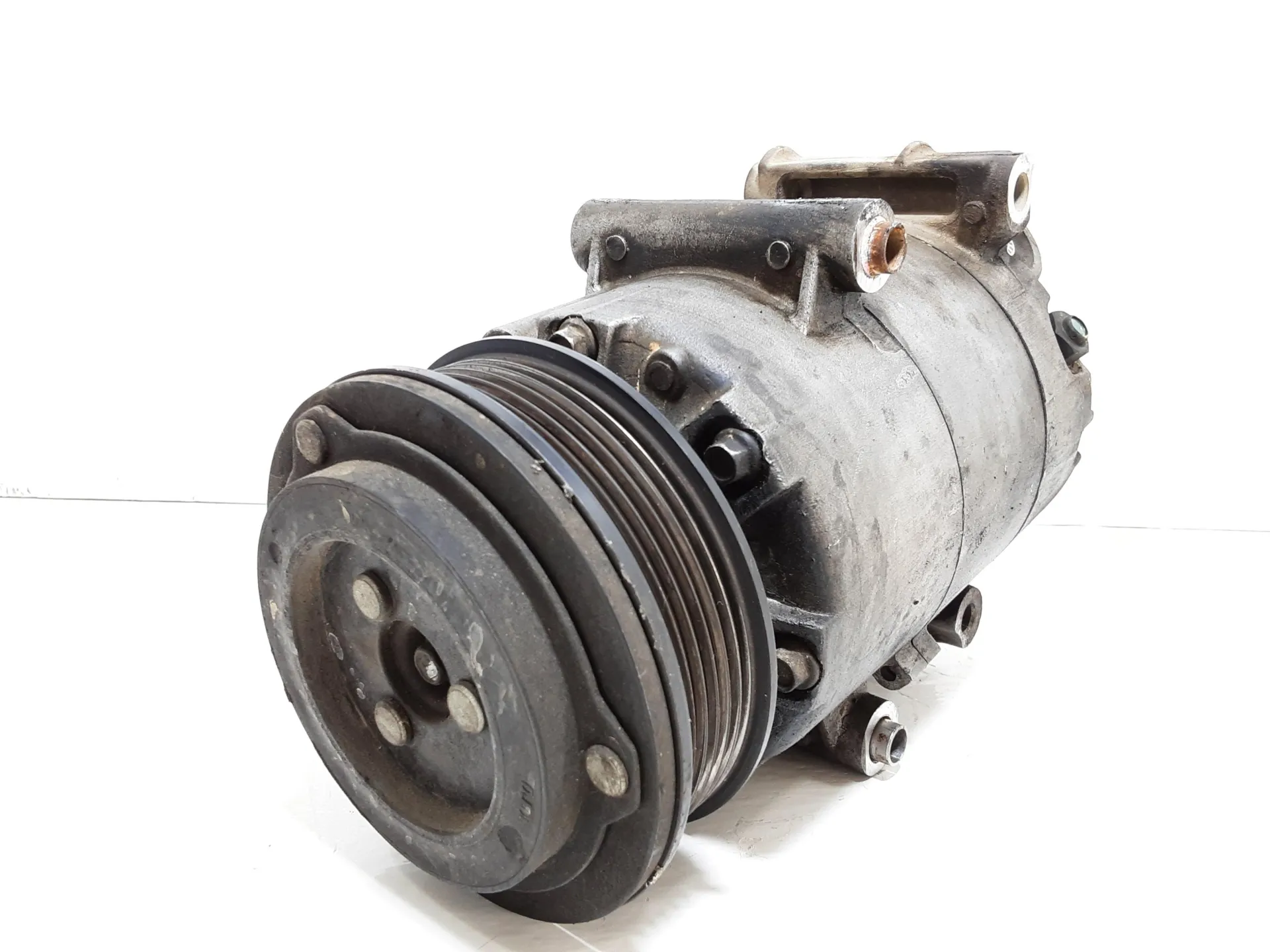 COMPRESSORE A/C con codice AV1119D629A2B da FORD EcoSport Serie con codice motore UEJB/UEJB, UEJE, UEJE Benzina 1500 (12>)