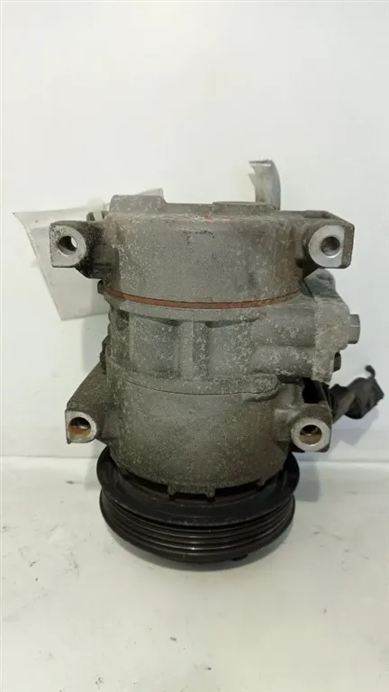 COMPRESSORE A/C HYUNDAI i20 1° Serie 977011J000 G4LA benzina 1248 (08>14)