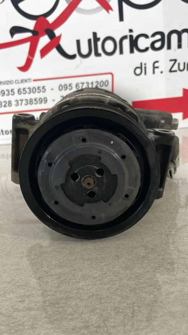 COMPRESSORE A/C con codice JPB000183 da LR014064 LAND ROVER Range Rover SPORT con codice motore 276DT Diesel 2007