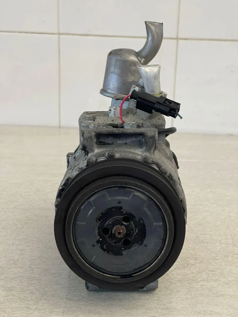 COMPRESSORE A/C con codice 447190-8340 da MERCEDES Vito W639 2° Serie Diesel 2000 (03>14)