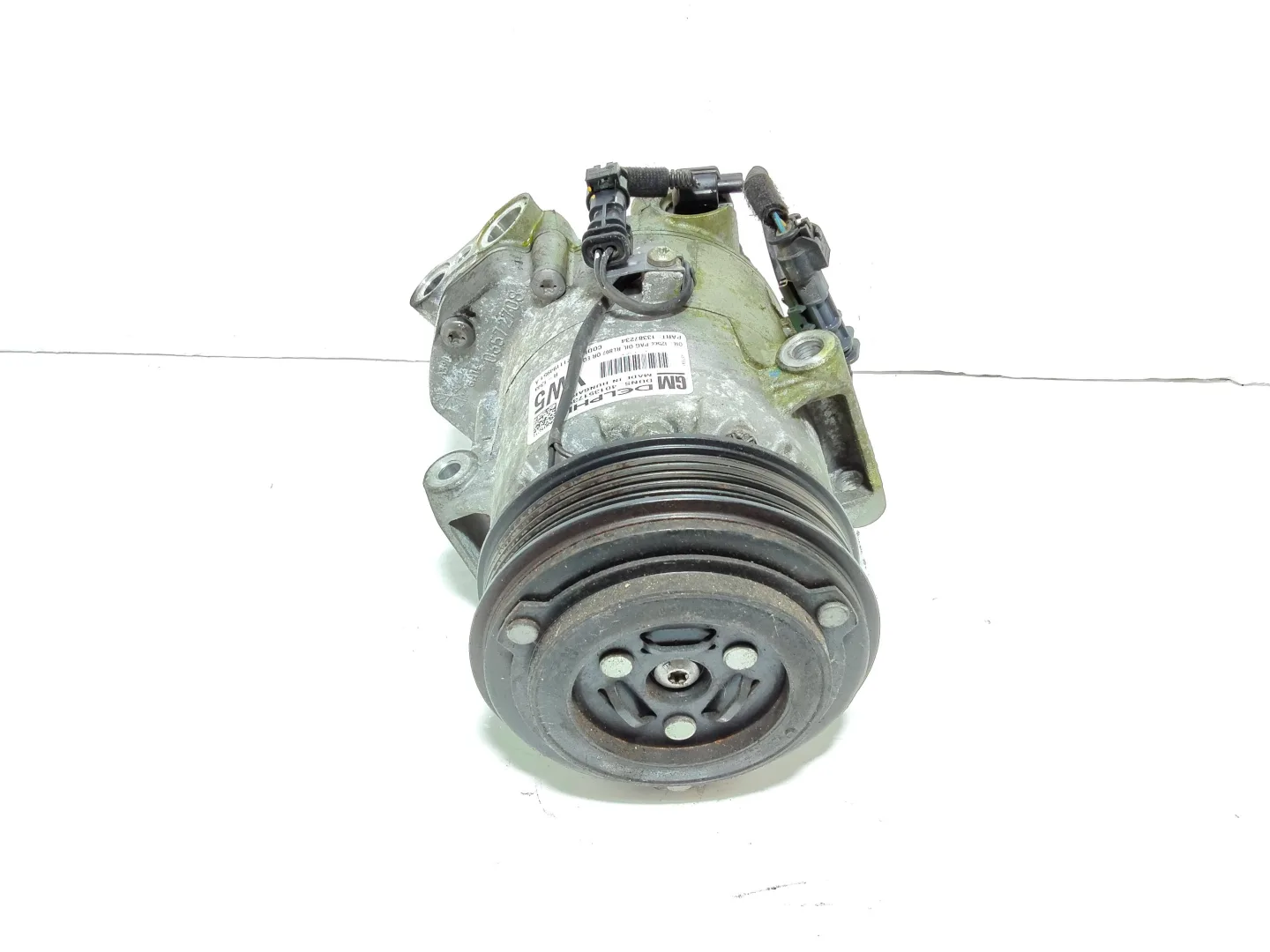 COMPRESSORE A/C con codice 08211194951A da OPEL Astra J 2° Serie con codice motore A17DTR Diesel 1700 (11>)