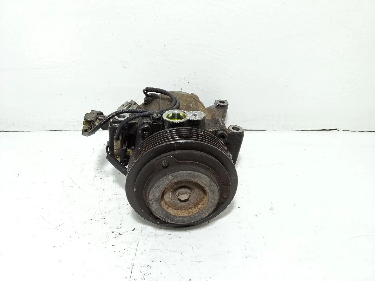 COMPRESSORE A/C con codice 4472605614 da DAIHATSU Terios 2° Serie con codice motore 3SZ Benzina 1500 (06>)