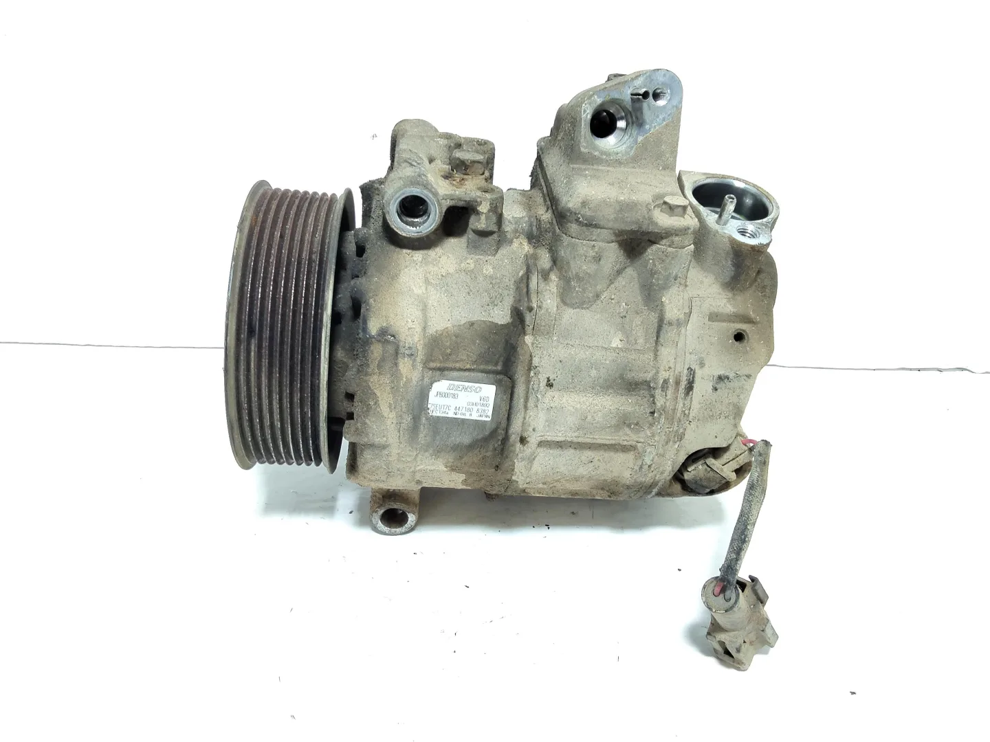 COMPRESSORE A/C con codice 7SEU17C da LAND ROVER Range Rover SPORT con codice motore TDV6 Diesel 2700 (05>13)