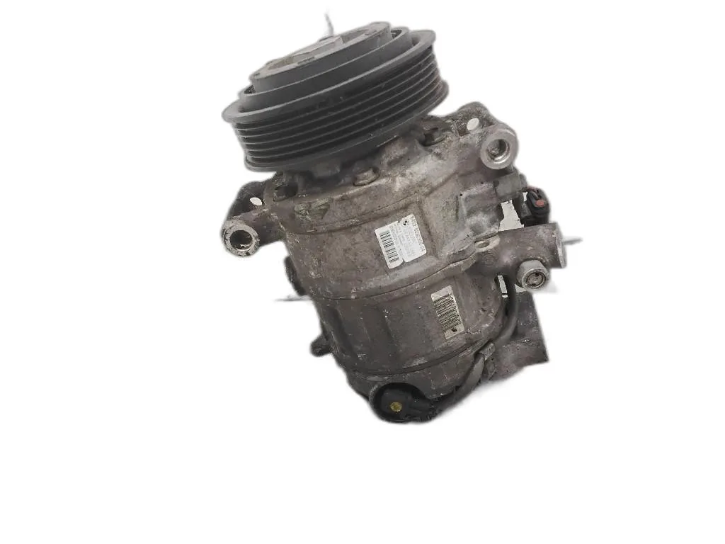 COMPRESSORE A/C con codice 9222308-04 6DEU14C da BMW Serie 1 F20 N13B16A benzina 1598 (11>19)