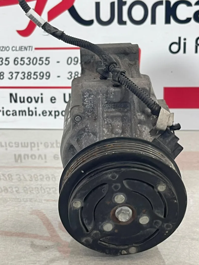 COMPRESSORE A/C con codice 52121921 da 52086457 FIAT 500 Serie con codice motore 46341162 Hybrid 1000