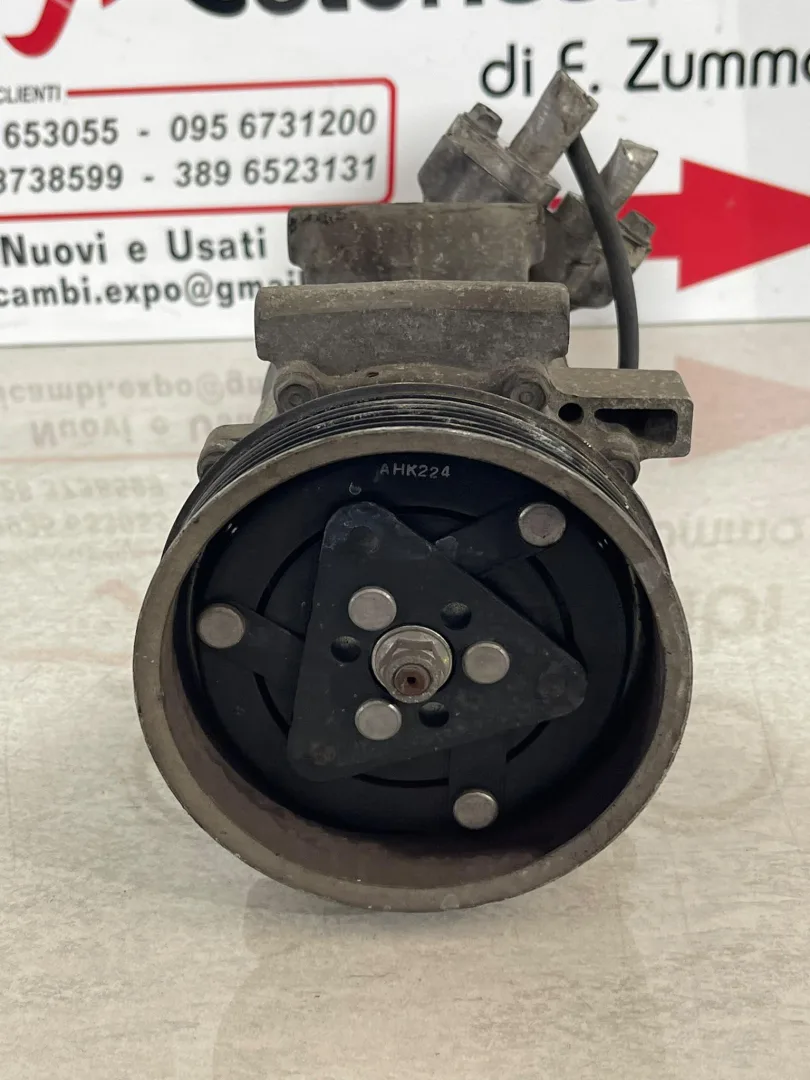 8200819568 COMPRESSORE A/C RENAULT Clio Serie con codice motore D4F D740 Benzina 1200