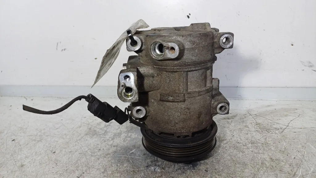 COMPRESSORE A/C HYUNDAI i20 1° Serie 977011J000 G4LA benzina 1248 (08>14)