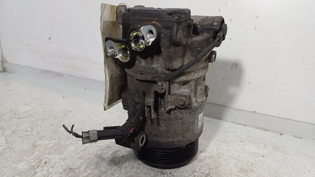 COMPRESSORE A/C BMW Serie 1 Serie (E87) 64526935613-02 M47N204D4 diesel 1995 (04>07)