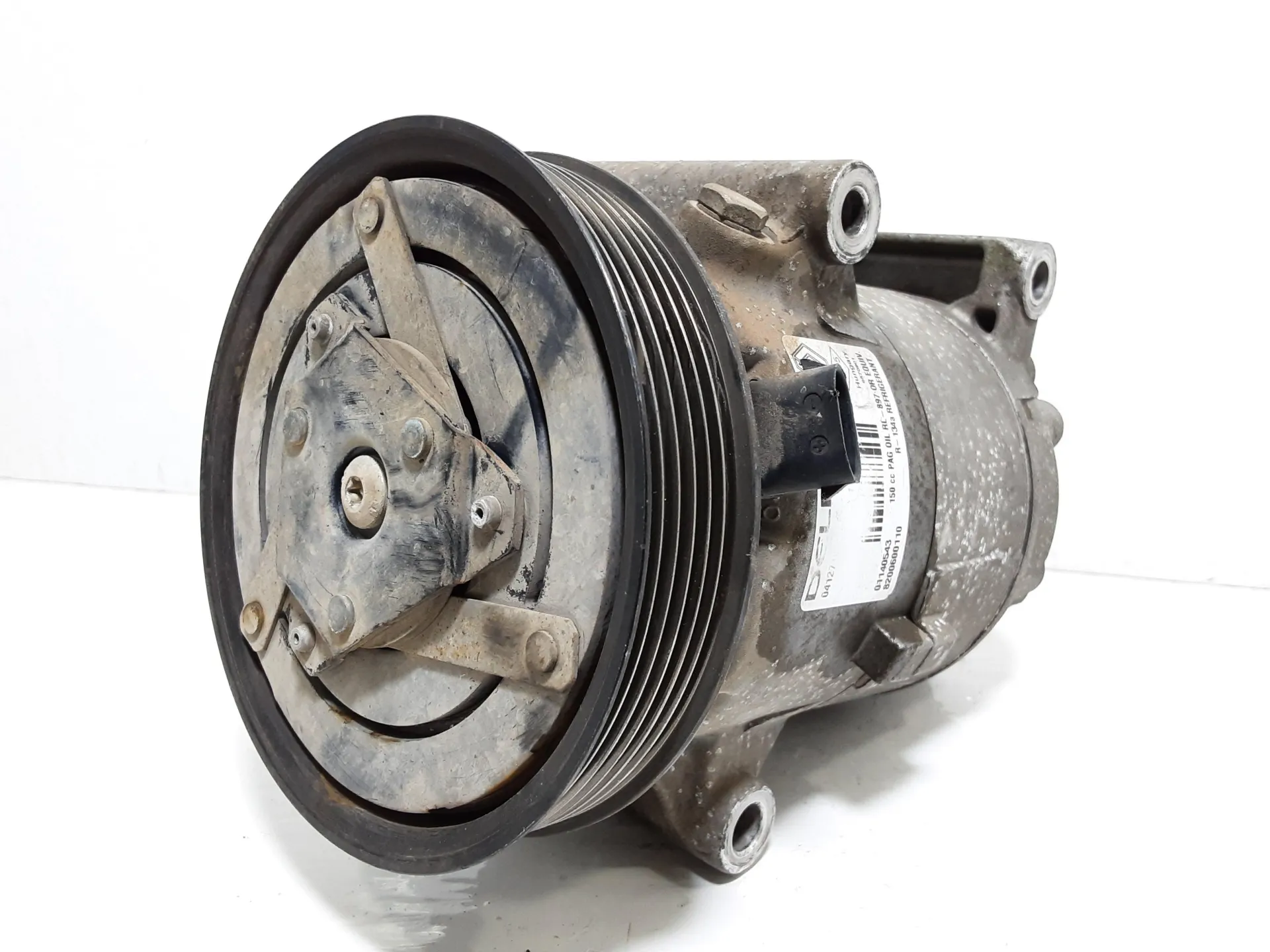 COMPRESSORE A/C con codice 8200600110 da NISSAN Qashqai 1° Serie K9K 282, K9K 292 Diesel 1500 (06>09)