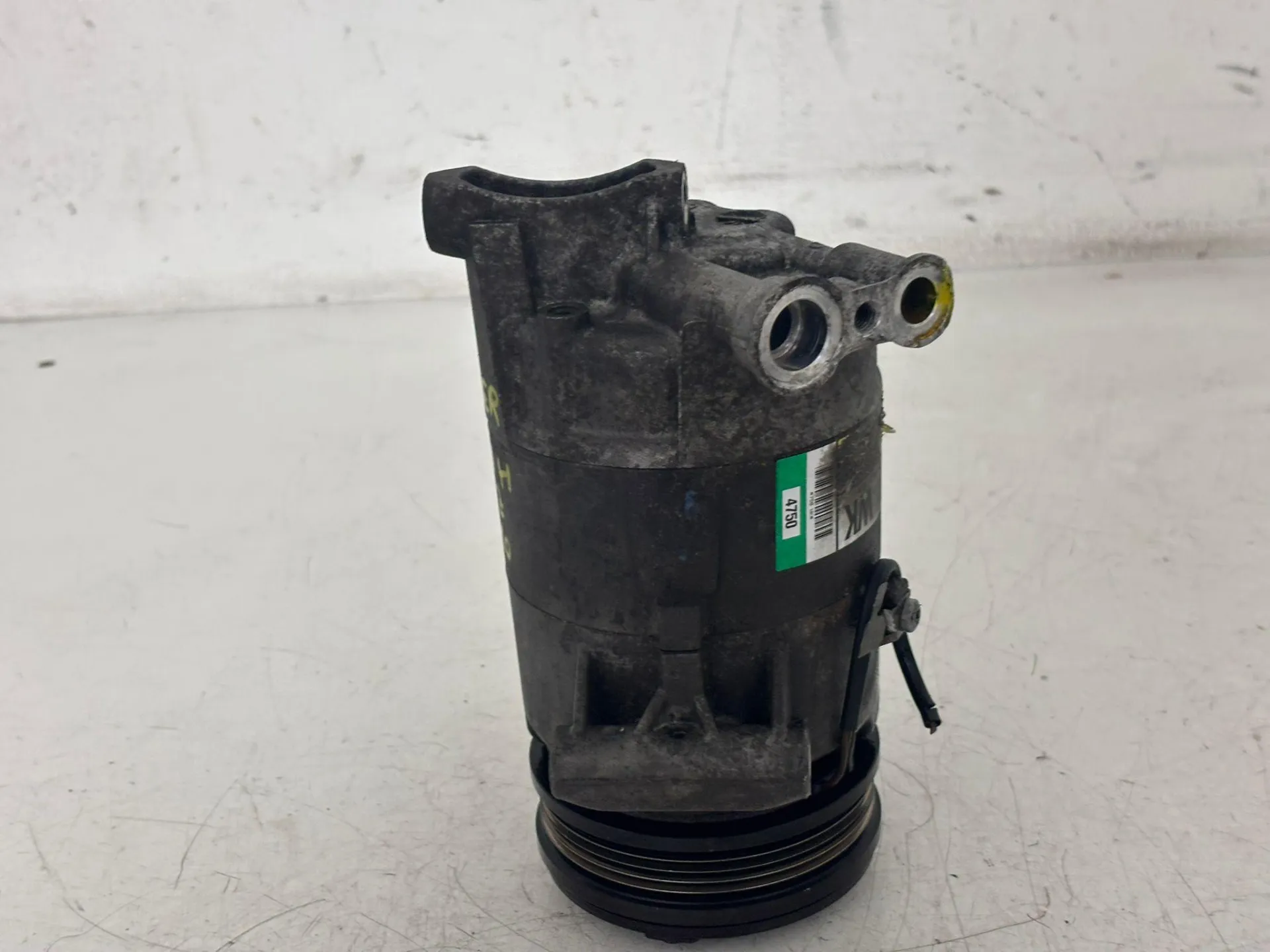 COMPRESSORE A/C con codice 13124750 da OPEL Astra H Berlina 2° serie Benzina 1600 (07>)