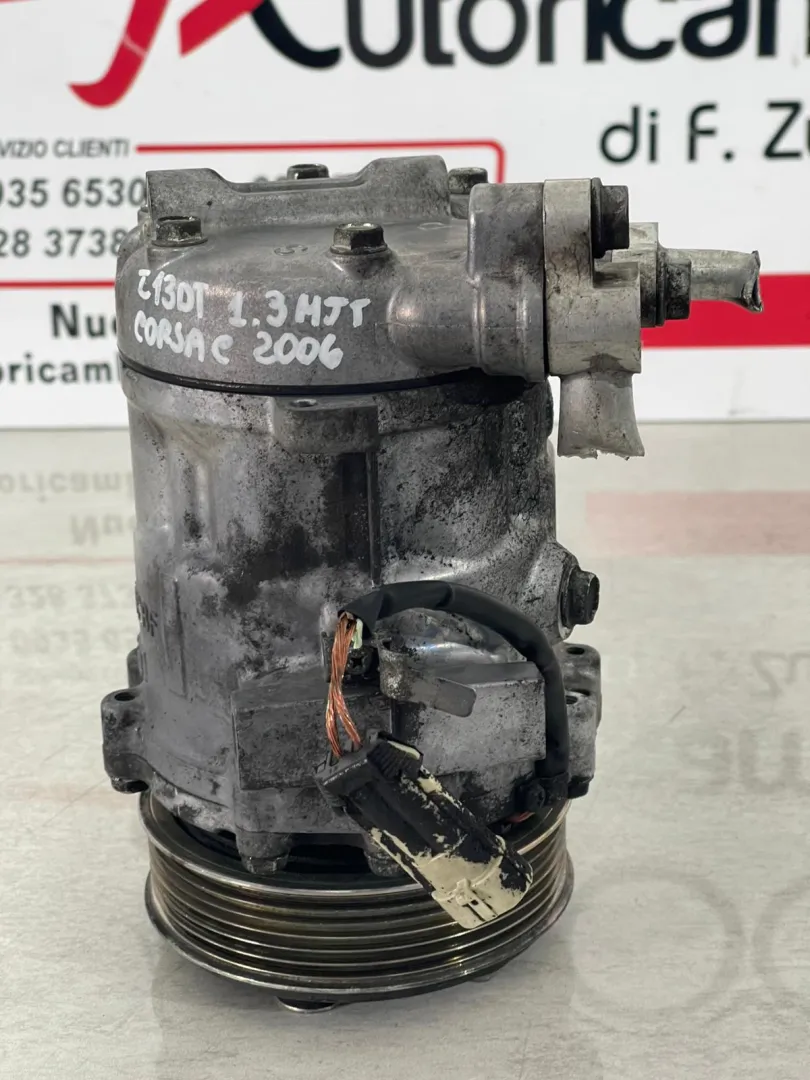 COMPRESSORE A/C con codice 13106850 da 24427685 OPEL Corsa C 5P 2° Serie con codice motore Z13DT Diesel 1300