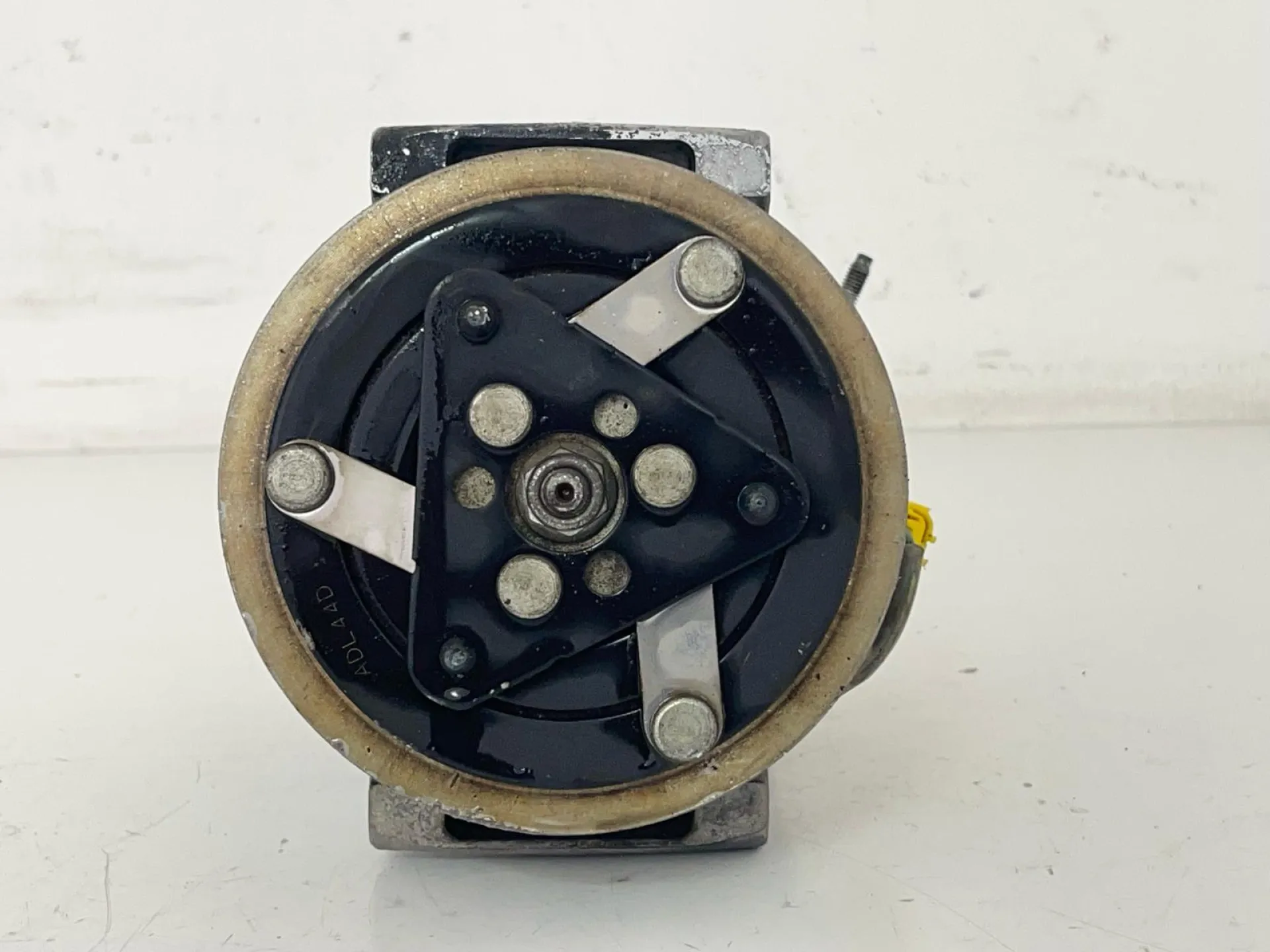 COMPRESSORE A/C con codice 9655191580 da PEUGEOT 307 Berlina 2° Serie con codice motore NFU/NFU Benzina 1600 (05>)