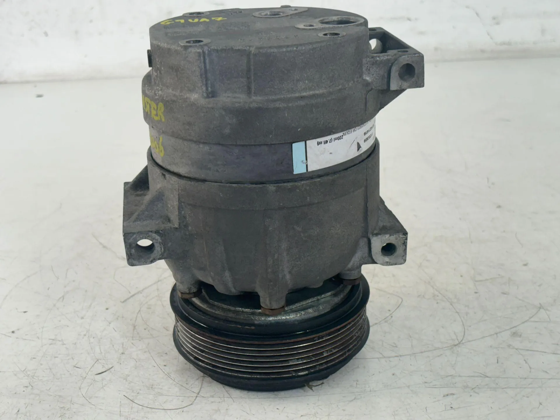 COMPRESSORE A/C con codice 1135309 da RENAULT Master 3° Serie Diesel 2500 (03>10)