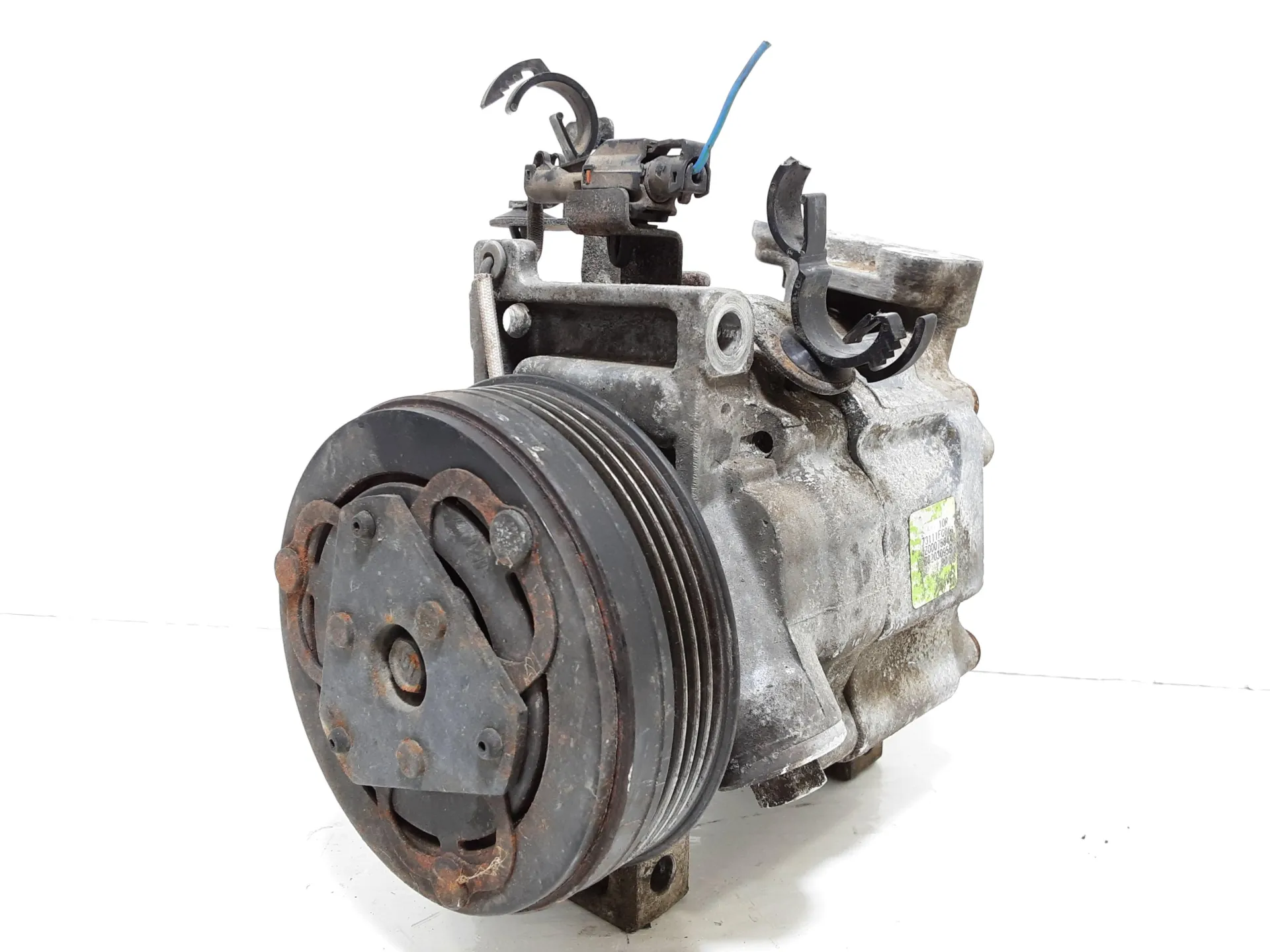 COMPRESSORE A/C con codice Z0007584A da SUBARU Forester 3° Serie EJ20 Bifuel/Gas 1994 (08>)