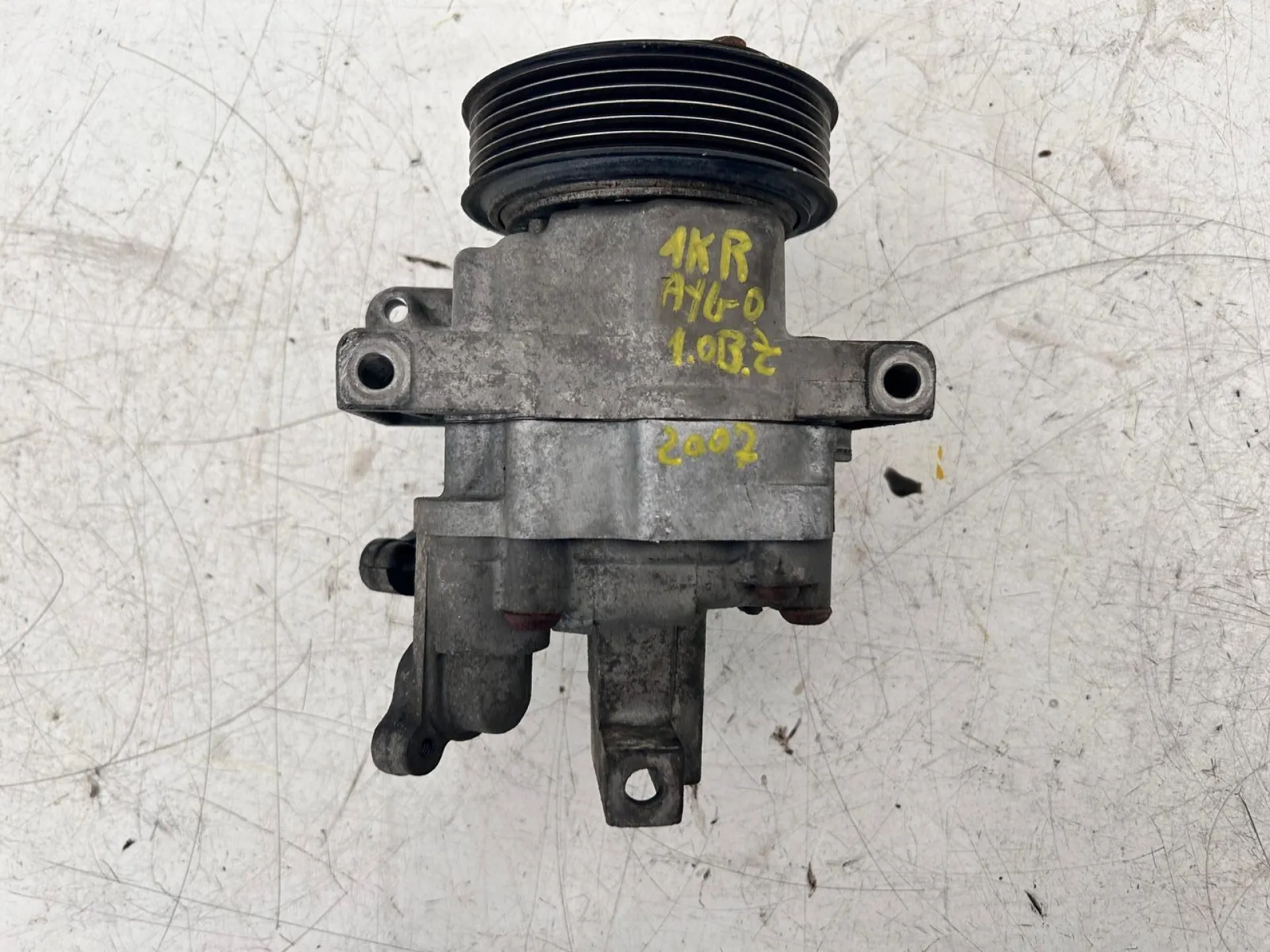 COMPRESSORE A/C con codice 589035348 da TOYOTA Aygo 1° Serie Benzina 1000 (05>08)