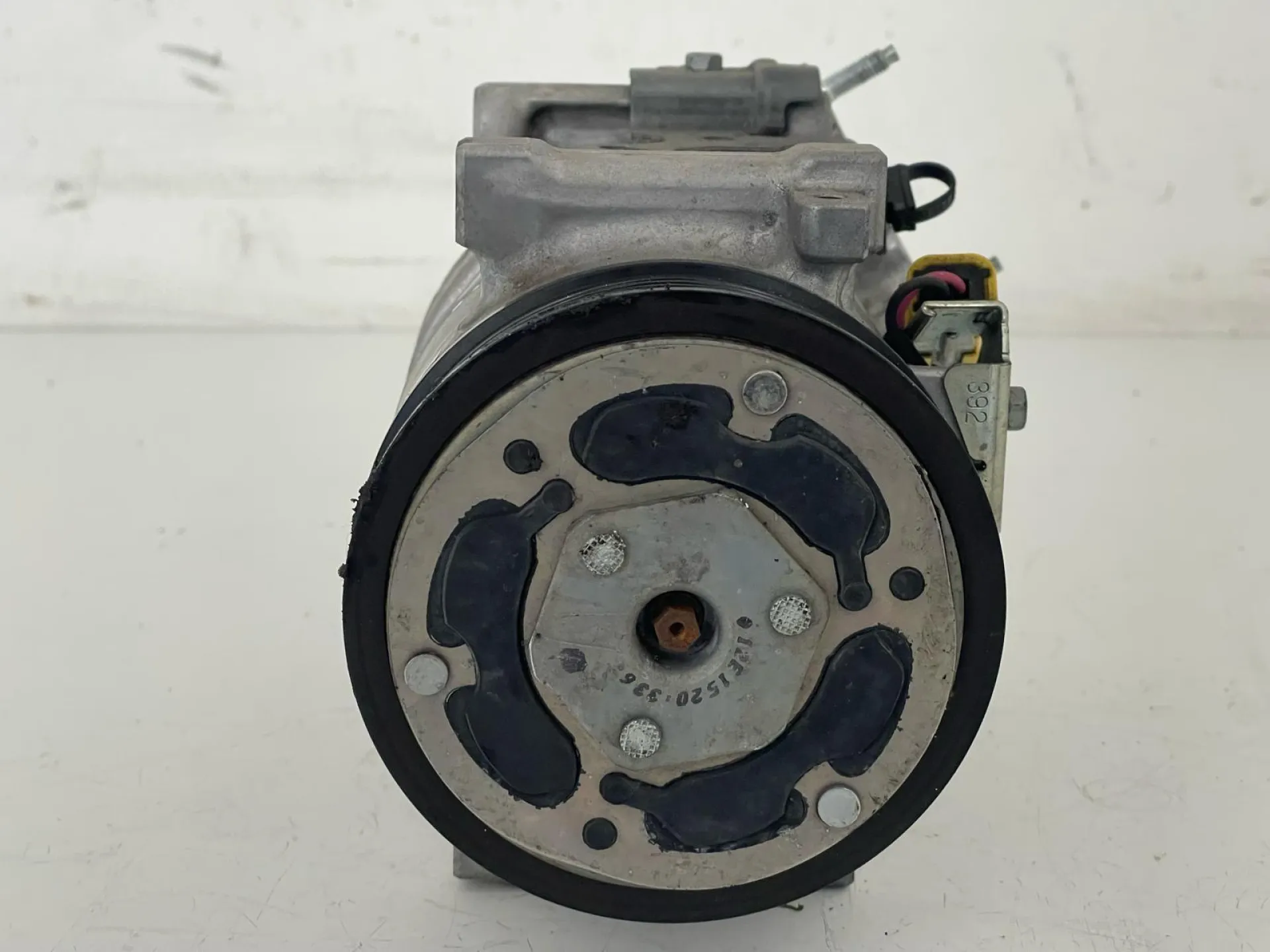 COMPRESSORE A/C con codice 9834779880 da TOYOTA Aygo 2° Serie con codice motore 1KR/1KR Benzina 1000 (08>14)